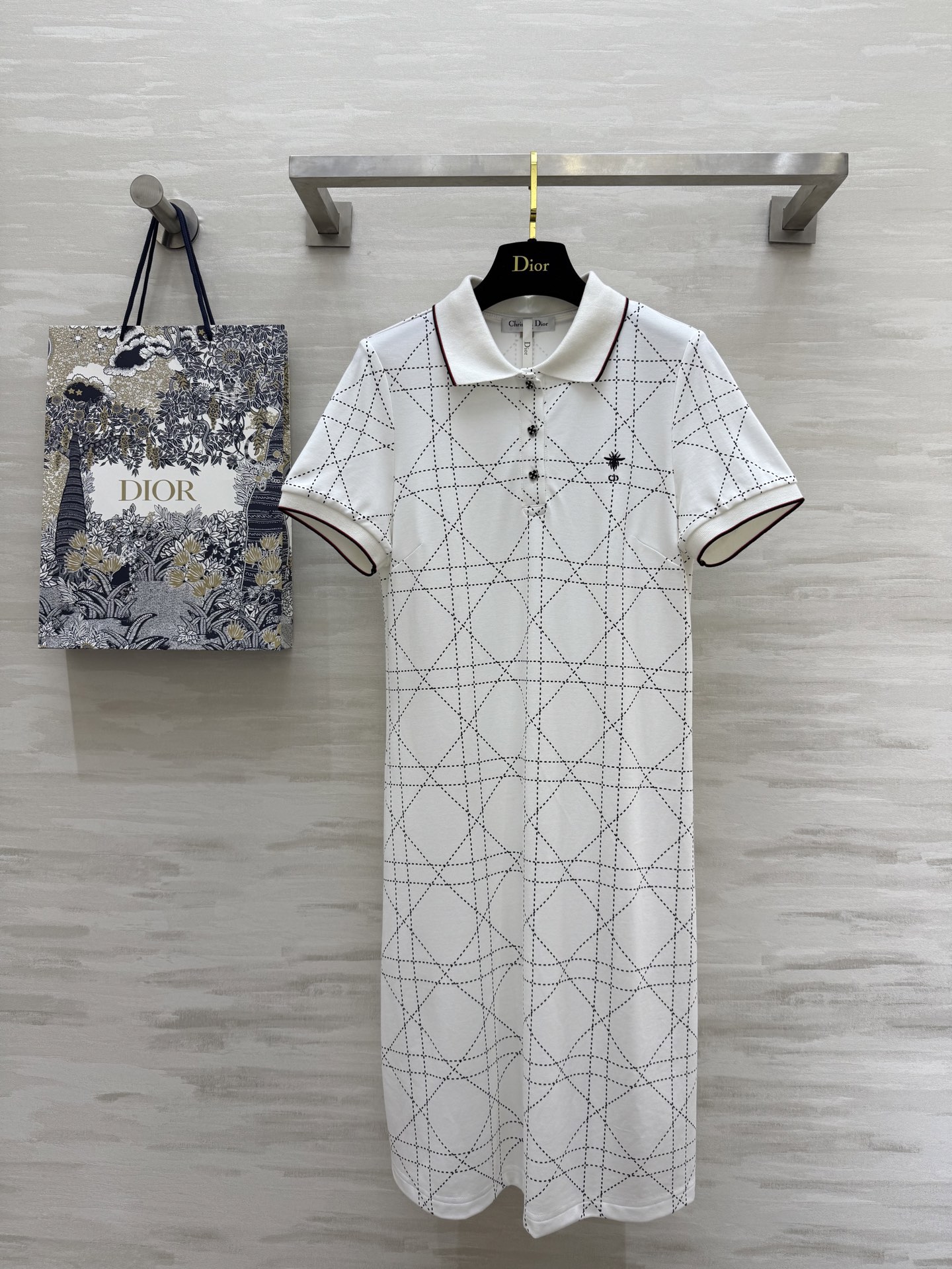 NO:309366,#DIO spring and summer new style rattan checked lapel polo short-sleeved dress high quality spot first-time sizeS/M/L/XL/XXL (M size shoulder width 33, bust 90, skirt length 98) 6,,dior, skirt t-shirts, alexander wang19860909#DIO春夏新款 藤格纹翻领polo短袖连衣裙 高品质 现货首发sizeS/M/L/XL/XXL（M码肩宽33,胸围90,裙长98）6,,dior,skirts,T-shirt,alexander wang,Women's clothing