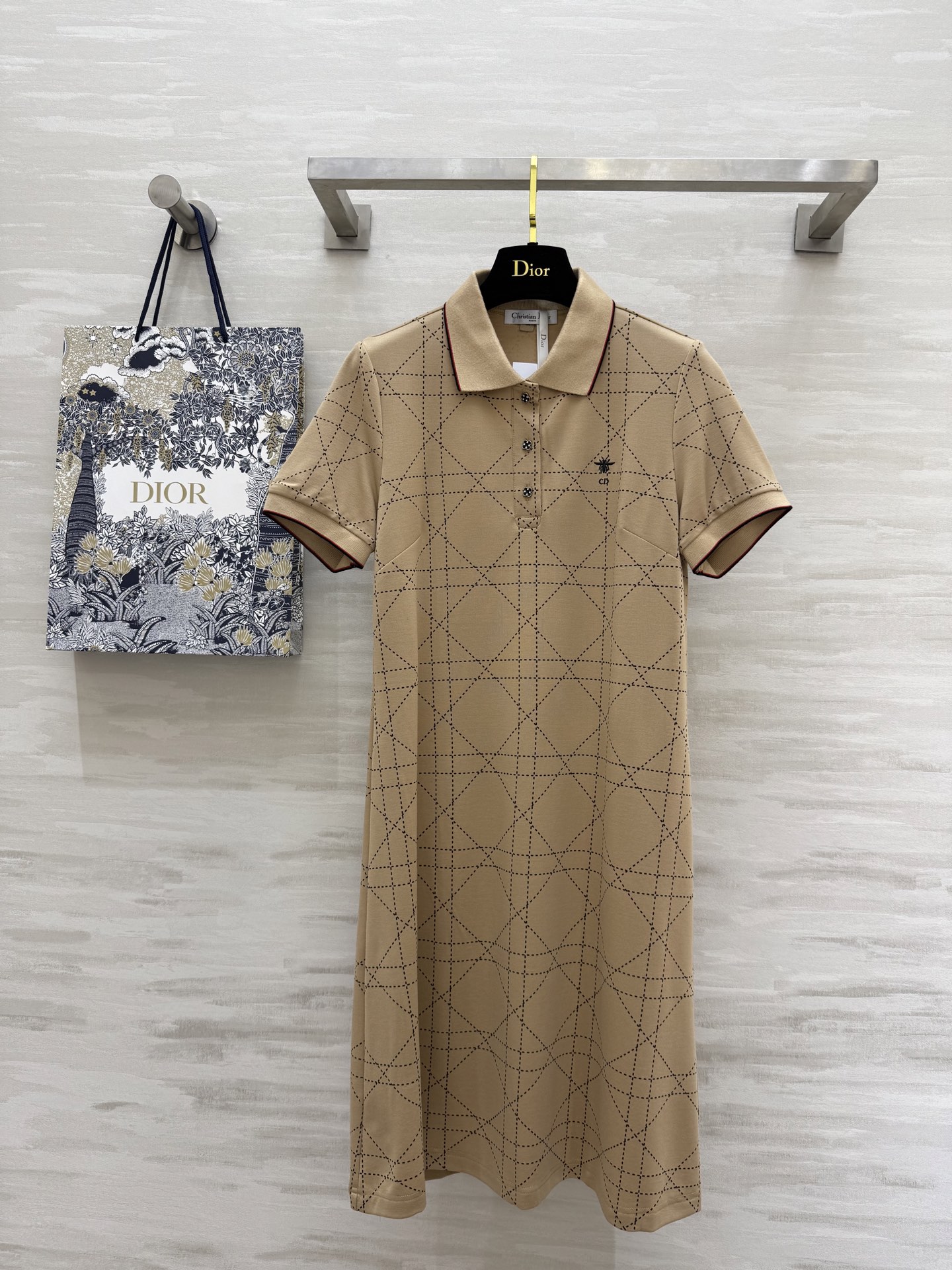 NO:309369,#DIO spring and summer new style rattan checked lapel polo short-sleeved dress high quality spot first-time sizeS/M/L/XL/XXL (M size shoulder width 33, bust 90, skirt length 9, dior, skirt, T-shirt, alexander wang19860909#DIO春夏新款 藤格纹翻领polo短袖连衣裙 高品质 现货首发sizeS/M/L/XL/XXL（M码肩宽33,胸围90,裙长9,,dior,skirts,T-shirt,alexander wang,Women's clothing