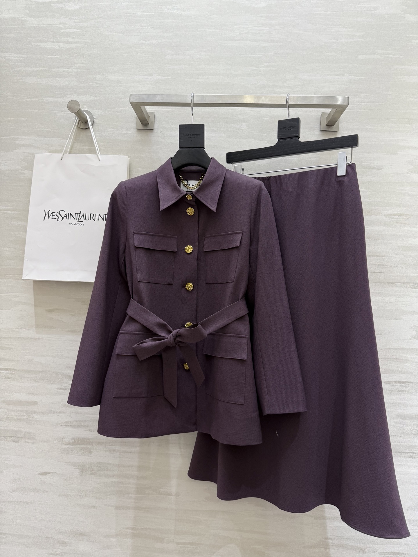 NO:322979,#ysl spring and summer new cotton and linen suit set high quality spot first-time sizeS/M/L (M size shoulder width 37, bust 108, length 79, skirt waist 72, skirt length 88, saint laurent, skirt 88, business suit, alexander wang19860909#ysl春夏新款 棉麻西装套装 高品质 现货首发sizeS/M/L（M码肩宽37,胸围108,衣长79,半裙腰围72,裙长88,,saint laurent,skirts,business suit,alexander wang,Women's clothing