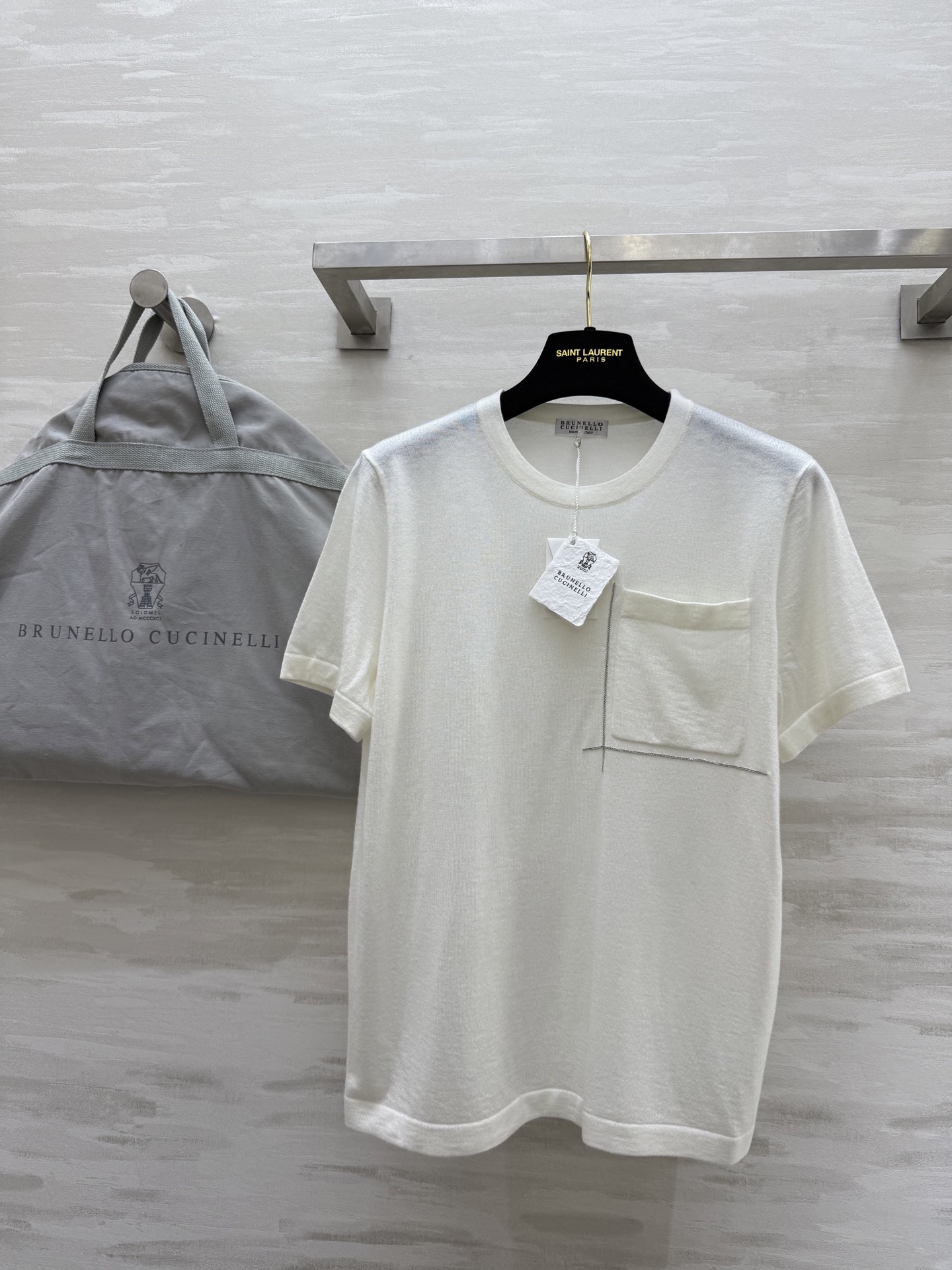 NO:317183,#brunellocucinelli/BC spring and summer new women's T-shirt custom bead chain decoration fabric is made of ultra-fine wool yarn High quality customization spot first-time sizeM/L (,,brunellocucinelli,tees, t-shirt,alexander wang19860909#brunellocucinelli/BC春夏新款 女式T恤 定制珠链装饰 面料采用超细密羊毛纱线 高品质定制 现货首发sizeM/L（,,brunello cucinelli,tees，t-shirt,alexander wang,Women's clothing