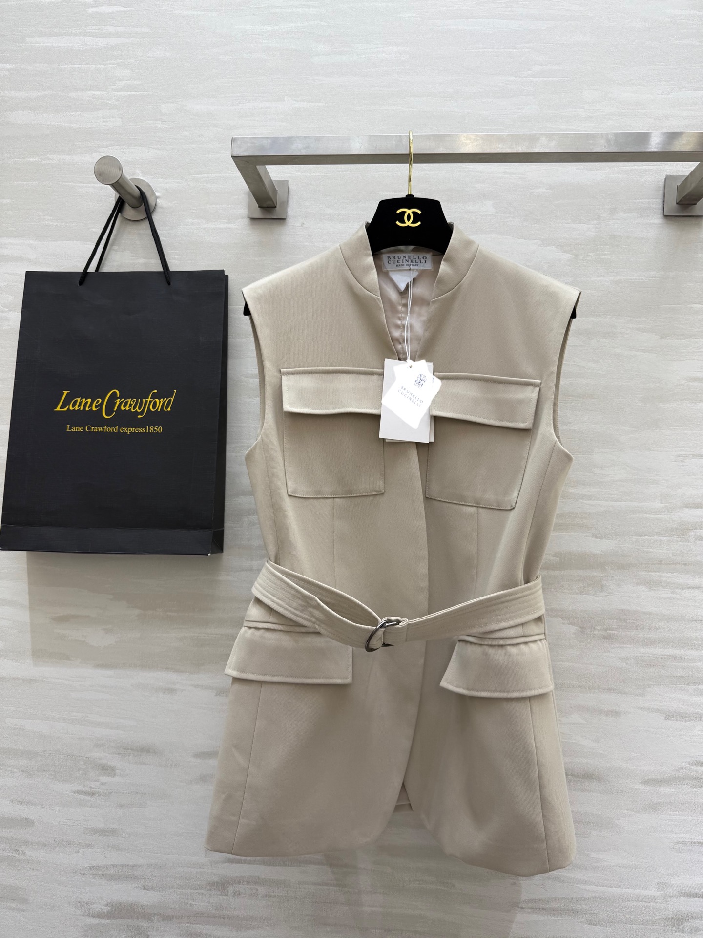 NO:318067,#BC spring and summer new style old money style minimalist vest high-quality customization spot first-time sizeS/M/L (size s bust 88, 68 length), alexander wang19860909#BC春夏新款 老钱风极简马甲 高品质定制 现货首发sizeS/M/L（s码胸围88,衣长68）,,alexander wang,Women's clothing