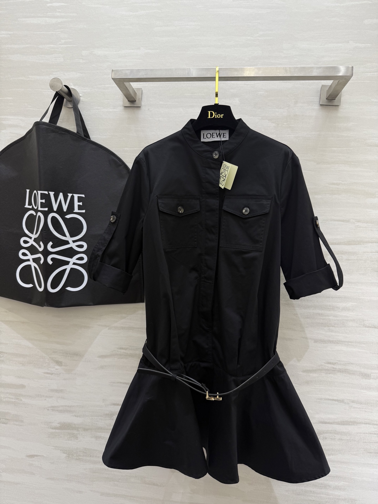 NO:319456,#Loewss Energetic Girl Dress Playful, lively and lively feeling High-quality customization Spot first-time sizeS/M/L (size s shoulder width 42, bust 100, length 80), loewe, skirts, alexander wang19860909#Loewss 元气少女连衣裙 俏皮灵动鲜活的feeling 高品质定制 现货首发sizeS/M/L（s码肩宽42,胸围100,衣长80）,,loewe,skirts,alexander wang,Women's clothing