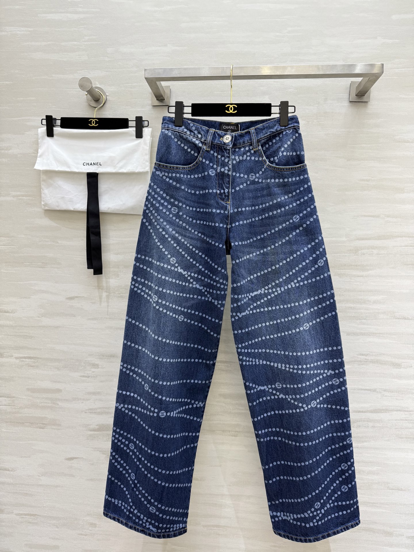 NO:319451,#ChaneP pearl printed wide-leg jeans original development high-quality customization spot first release size36/38/40, chanel, jeans, alexander wang19860909#ChaneP 珍珠印花阔腿牛仔裤 原版开发 高品质定制 现货首发size36/38/40,,chanel,jeans,alexander wang,Women's clothing