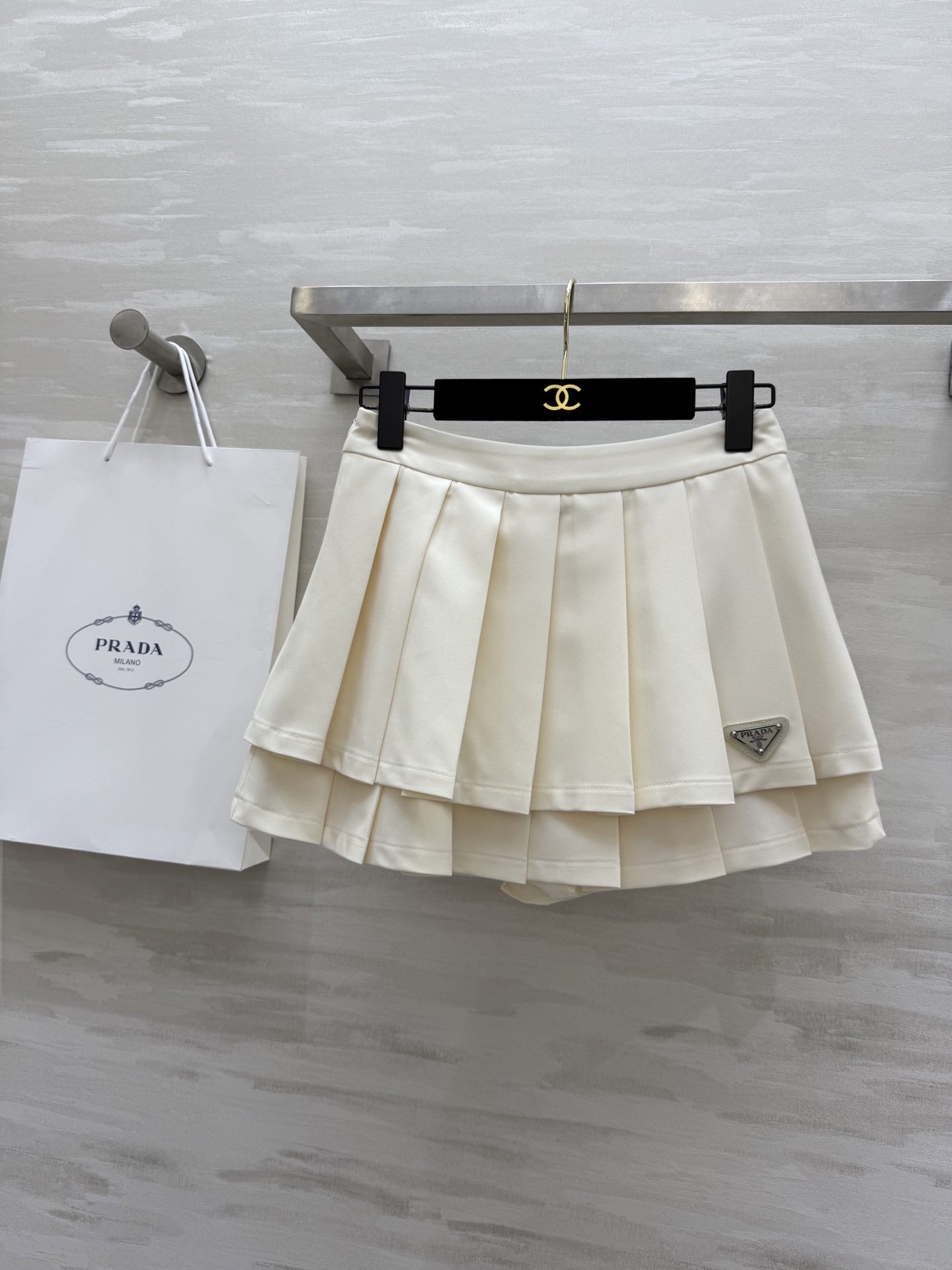 Prada Pleated Mini Skirt with Shorts Lining - Fashionable & Comfortable 2 i1742644438404 4918 0 0