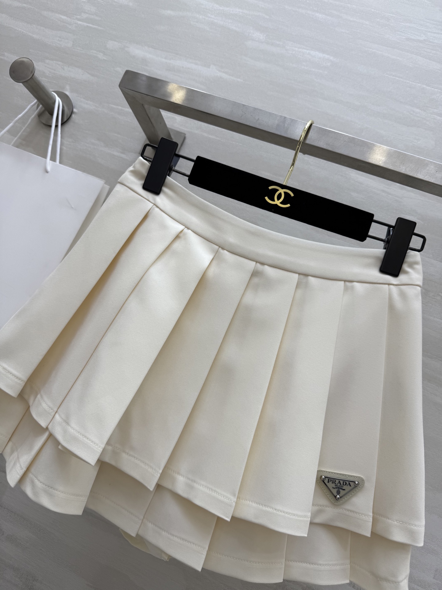 Prada Pleated Mini Skirt with Shorts Lining - Fashionable & Comfortable 3 i1742644440943 2135 0 1