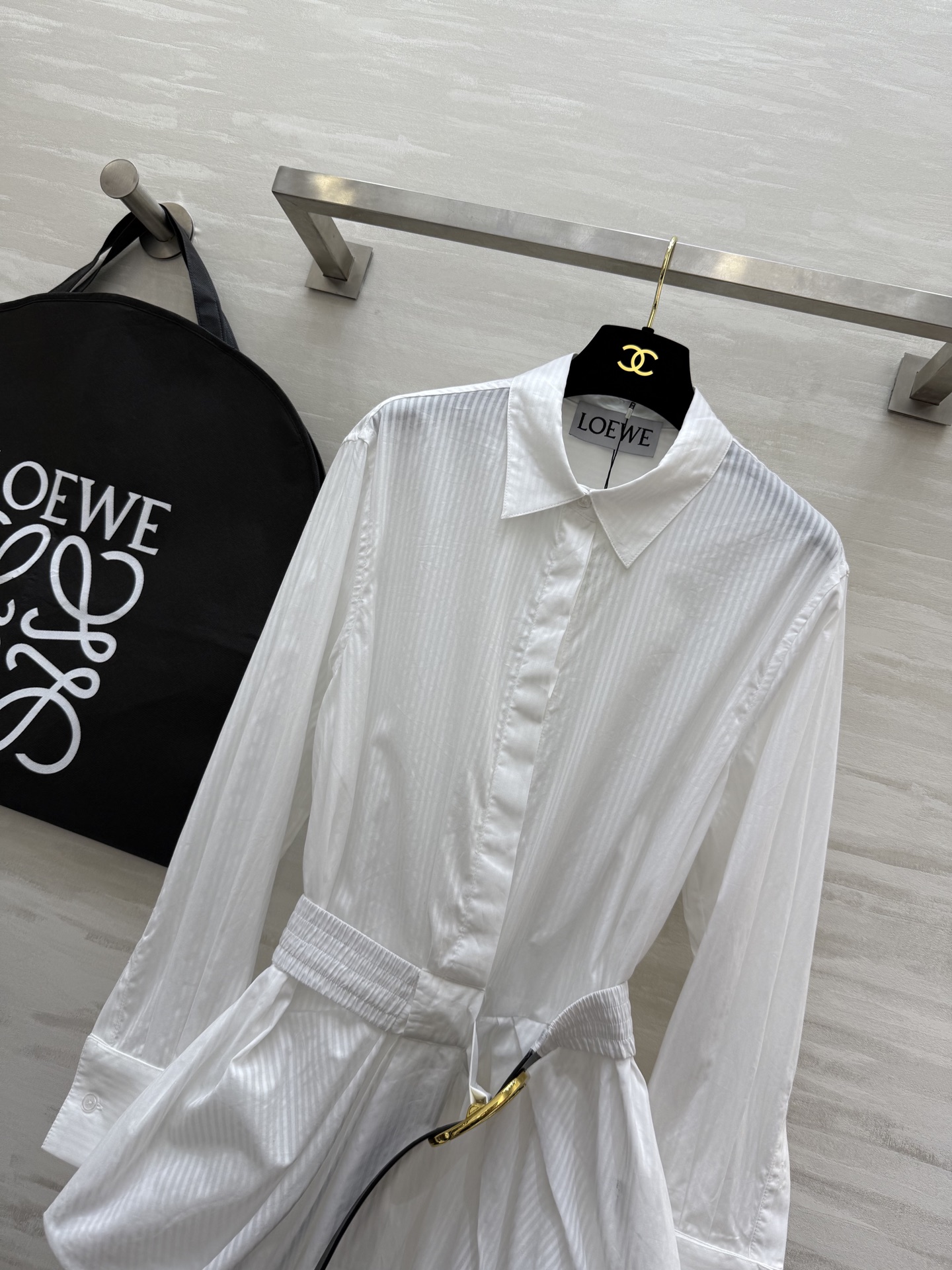#Loew♡秀款｜fashion girl 的衬衫裙 下摆像花苞一样 必入款 衣橱里一定要有的一款设计感