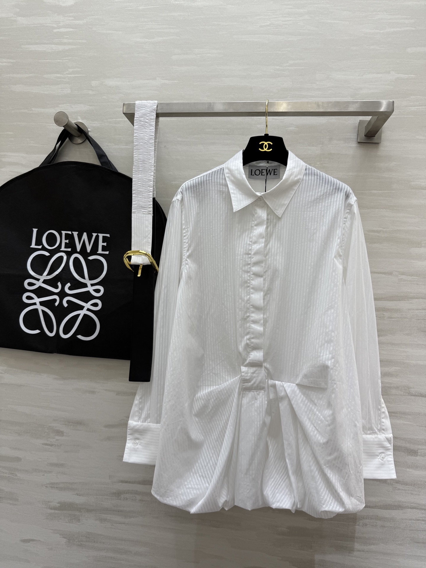 #Loew♡秀款｜fashion girl 的衬衫裙 下摆像花苞一样 必入款 衣橱里一定要有的一款设计感