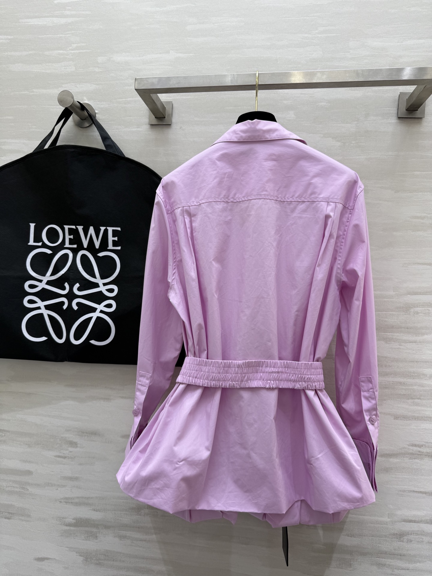 #Loew♡秀款｜fashion girl 的衬衫裙 下摆像花苞一样 必入款 衣橱里一定要有的一款设计感