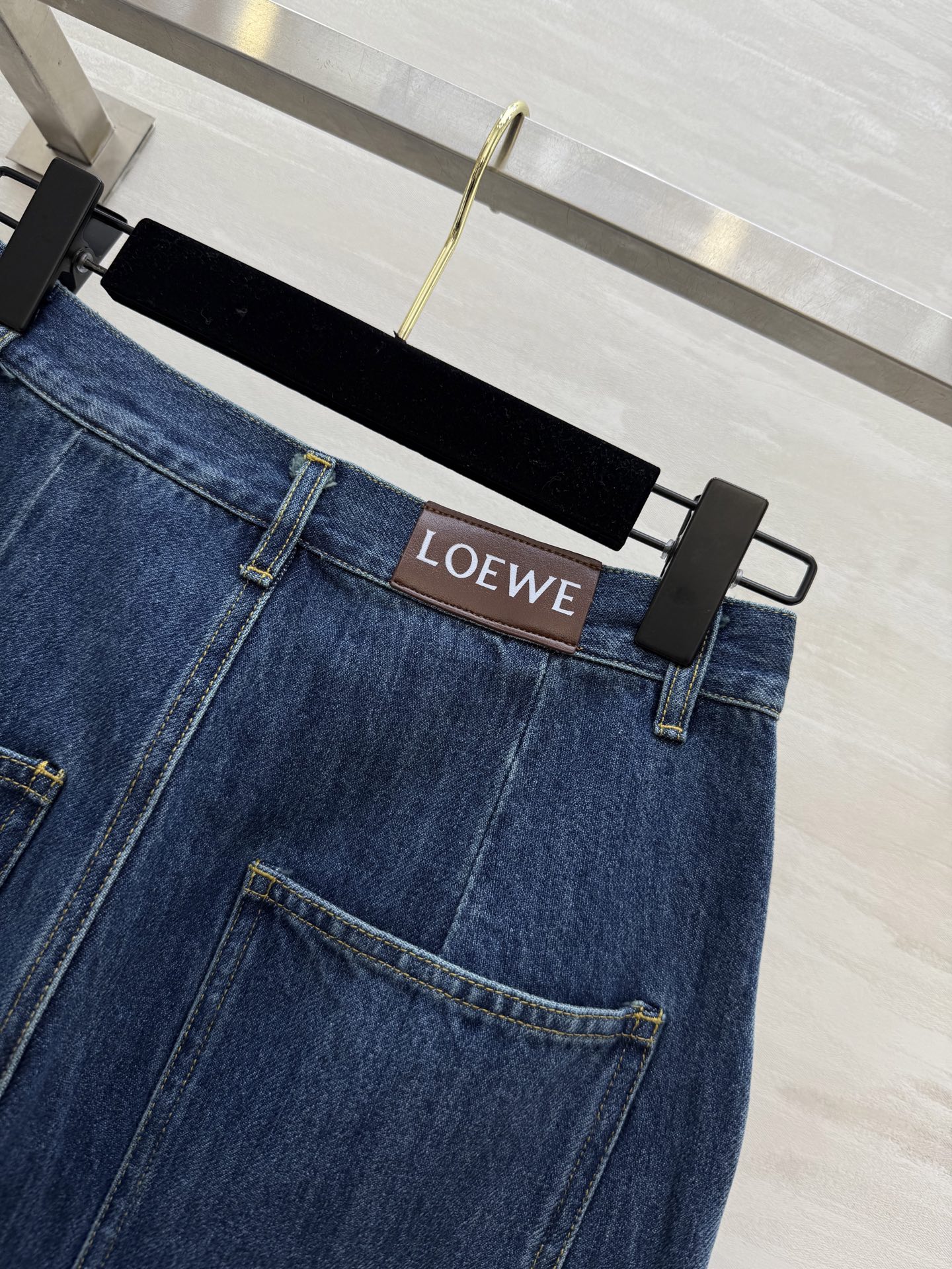 #Loew♡²⁵洗水丹宁直筒牛仔裤 高品质定制 现货首发size：S/M/L（s码腰围：64，裤长：10