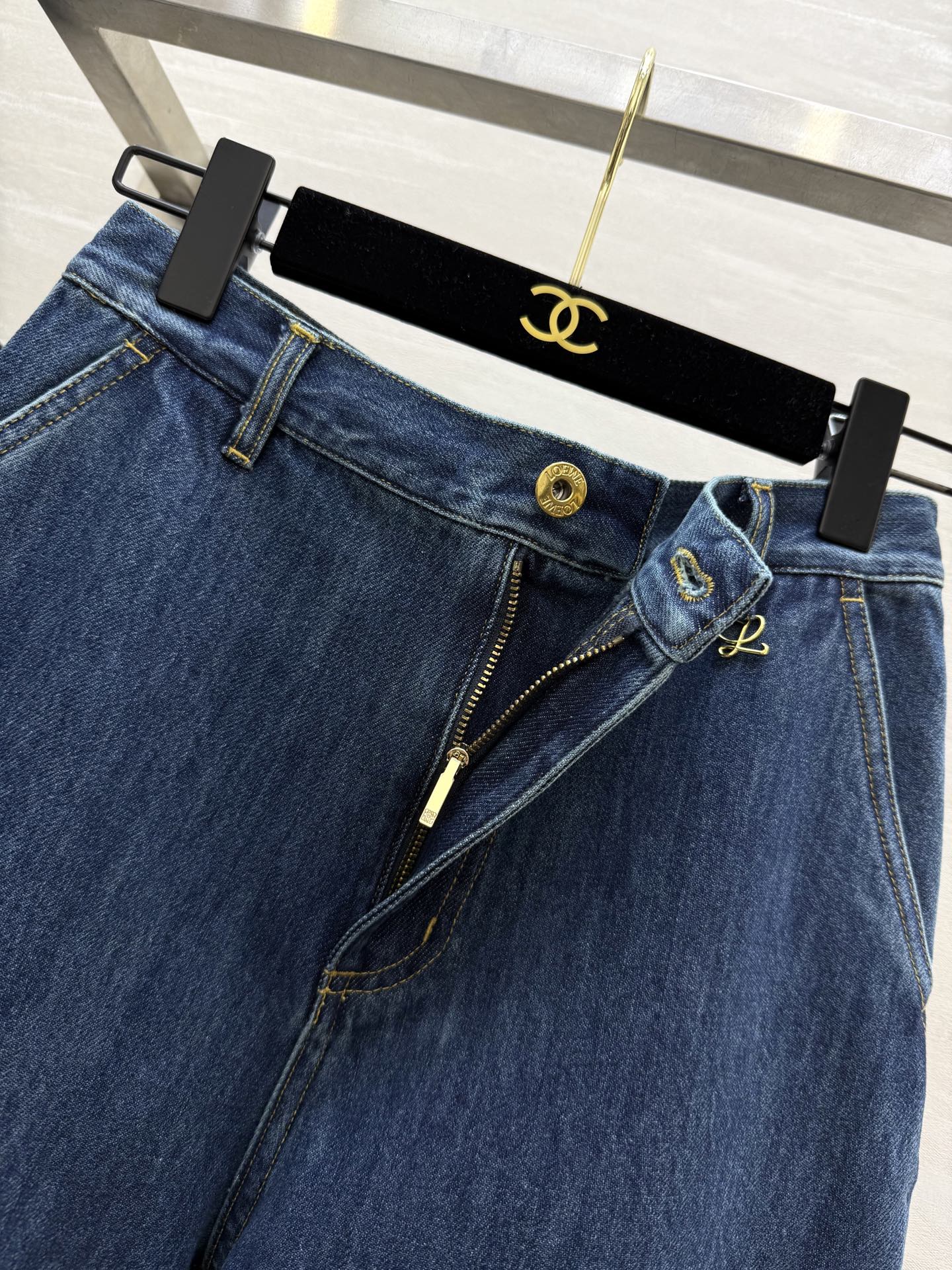 #Loew♡²⁵洗水丹宁直筒牛仔裤 高品质定制 现货首发size：S/M/L（s码腰围：64，裤长：10