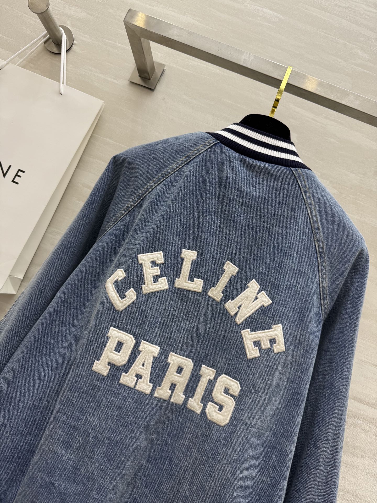#Celin♡²⁵丹宁牛仔系列棒球服式夹克外套 内里提花里衬 高品质定制 现货首发size：S/M/L（