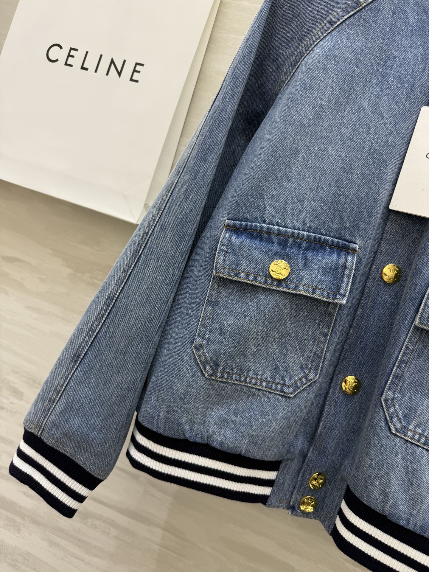 #Celin♡²⁵丹宁牛仔系列棒球服式夹克外套 内里提花里衬 高品质定制 现货首发size：S/M/L（