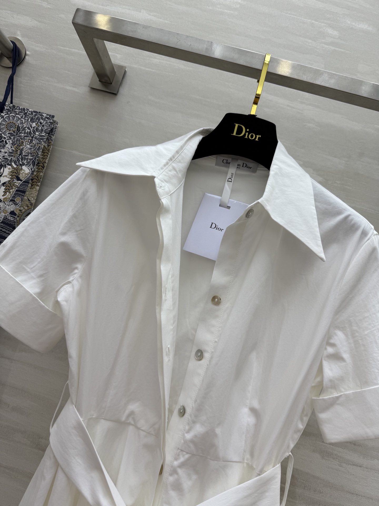 #Dio♡²⁵春夏新款 翻领短袖连衣裙 腰部本布腰带完美拉长身材比例 修身显瘦 高品质定制 现货首发si