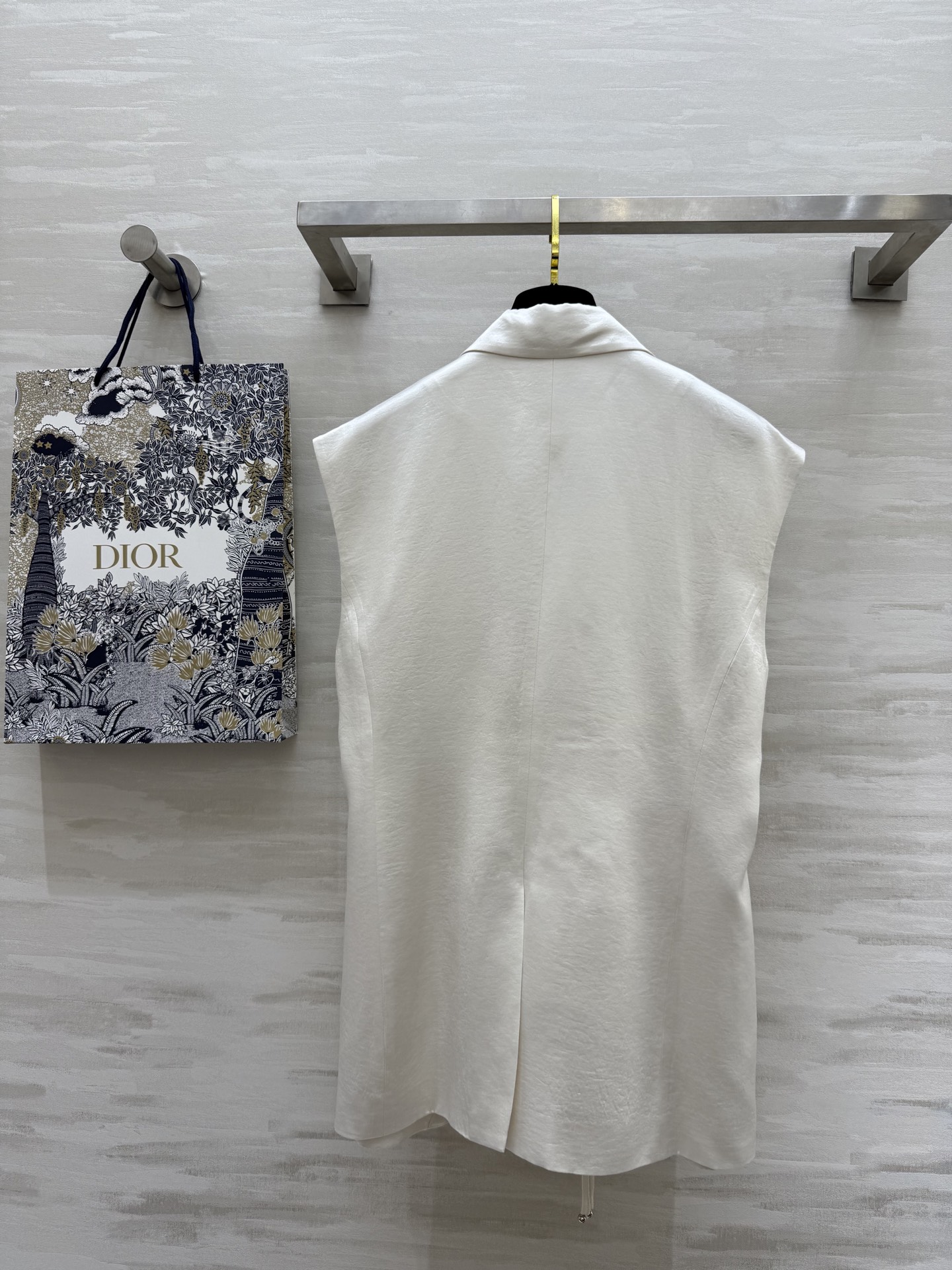 #DIO♡²⁵高级感静奢风缎面马甲西装 高品质定制 现货首发size：S/M/L（s码胸围：100，衣长