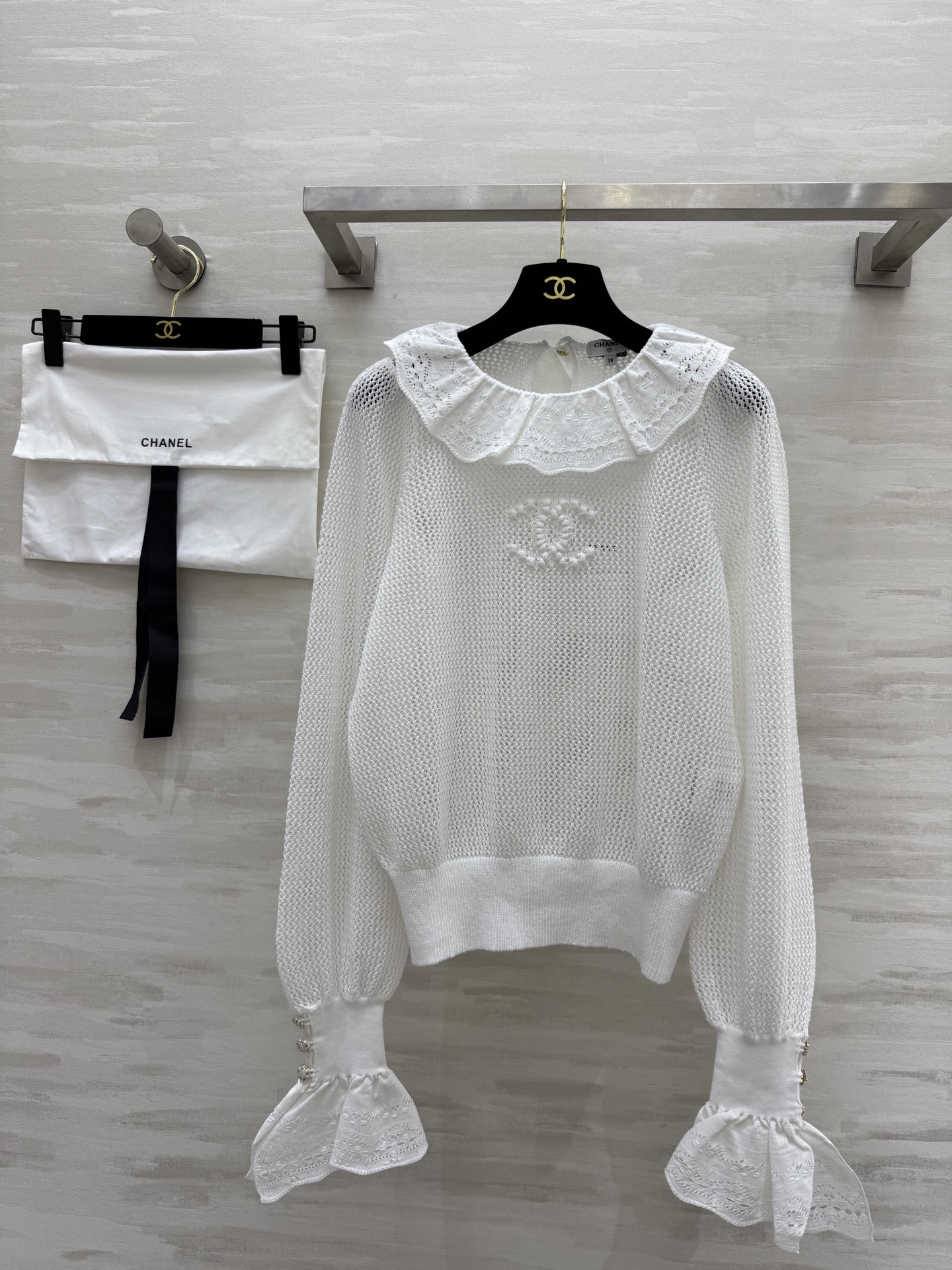 #Chane♡²⁵P白色镂空钩花上衣 绝美！！！原版开发 高品质定制 现货首发size：36/38/40