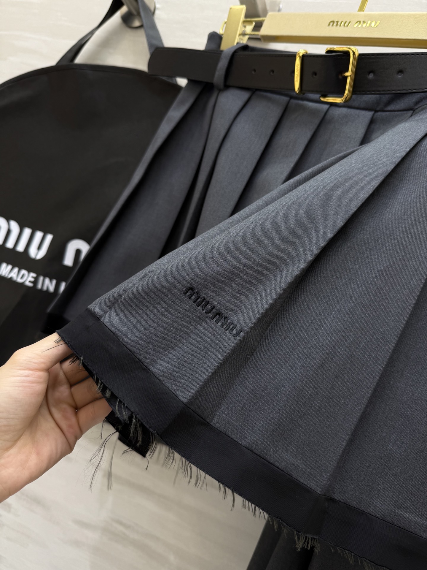 #Miumi♡²⁵学院风套装裙 高品质定制 现货首发size：S/M/L（s码肩宽：47，胸围：100，