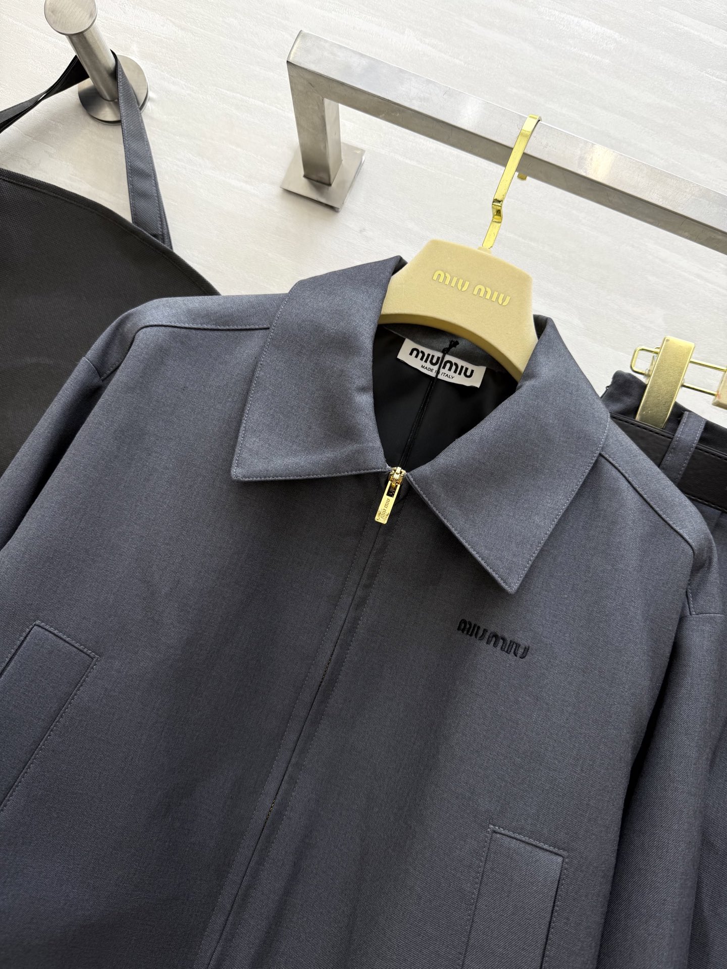 #Miumi♡²⁵学院风套装裙 高品质定制 现货首发size：S/M/L（s码肩宽：47，胸围：100，