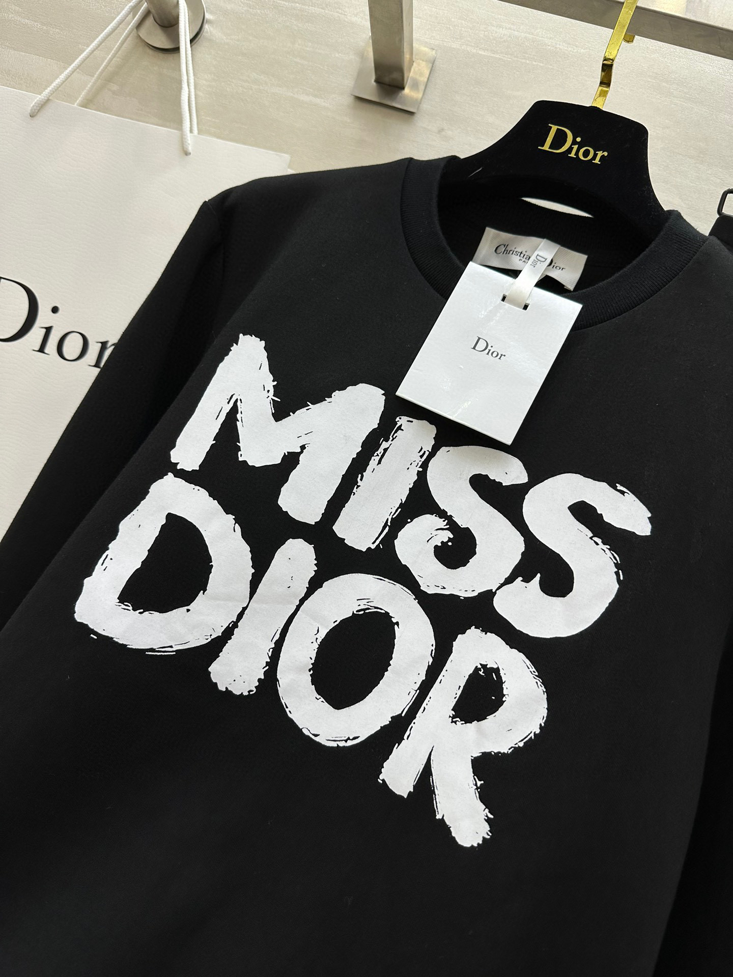#DIO♡²⁵新品MissDIO·系列标识 印花纯棉运动风套装 进口Baby棉面料柔软细腻质感超赞 定位