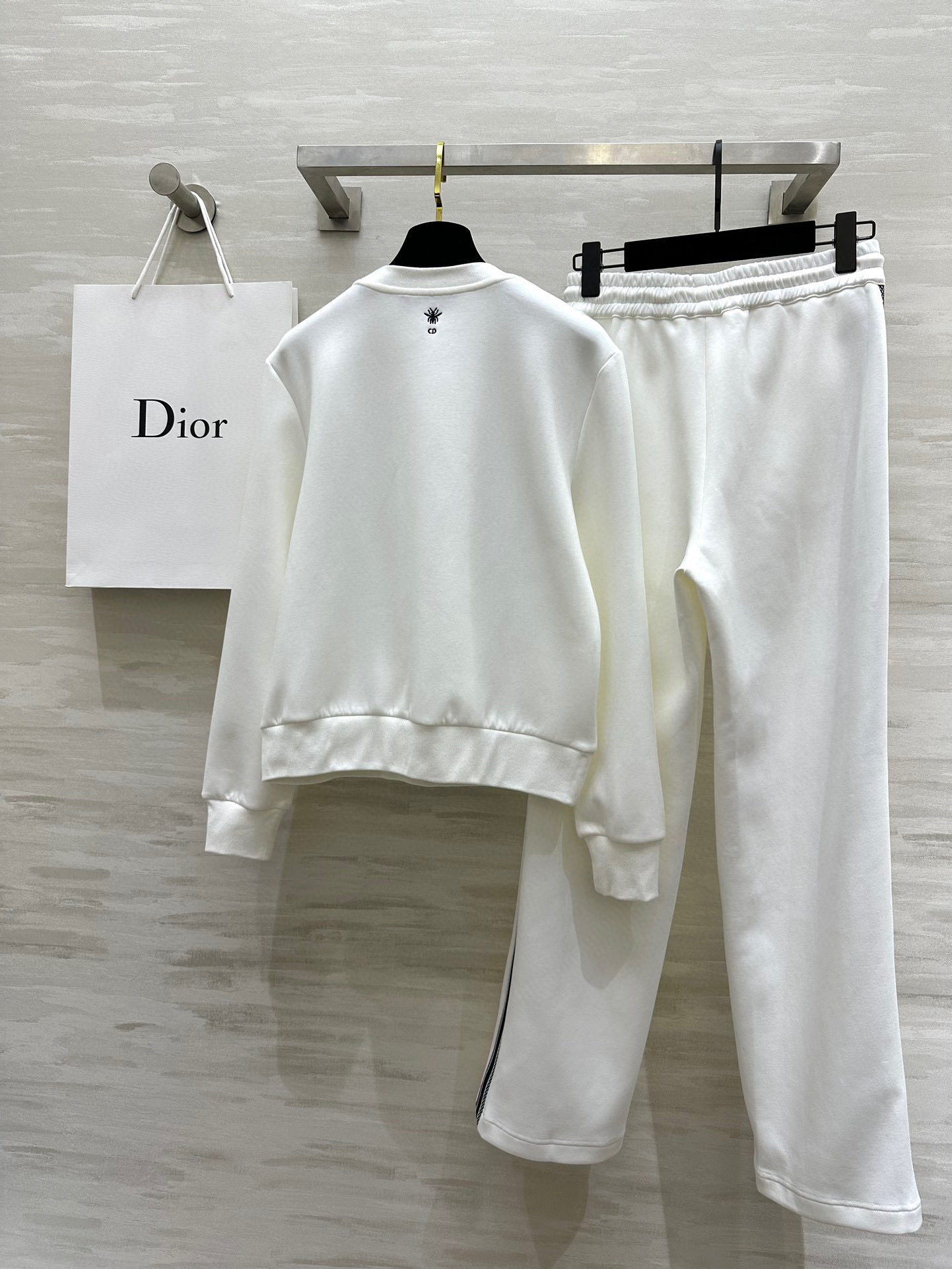 #DIO♡²⁵新品MissDIO·系列标识 印花纯棉运动风套装 进口Baby棉面料柔软细腻质感超赞 定位