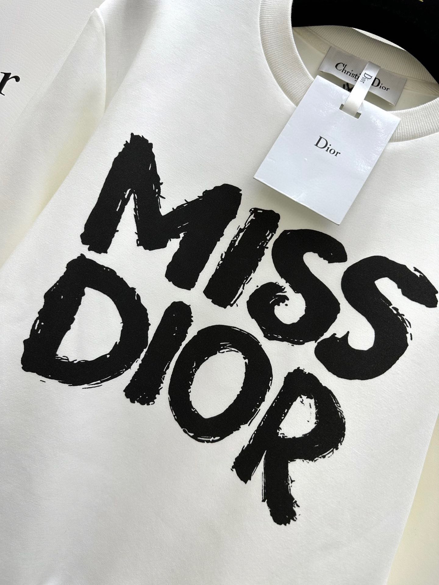 #DIO♡²⁵新品MissDIO·系列标识 印花纯棉运动风套装 进口Baby棉面料柔软细腻质感超赞 定位