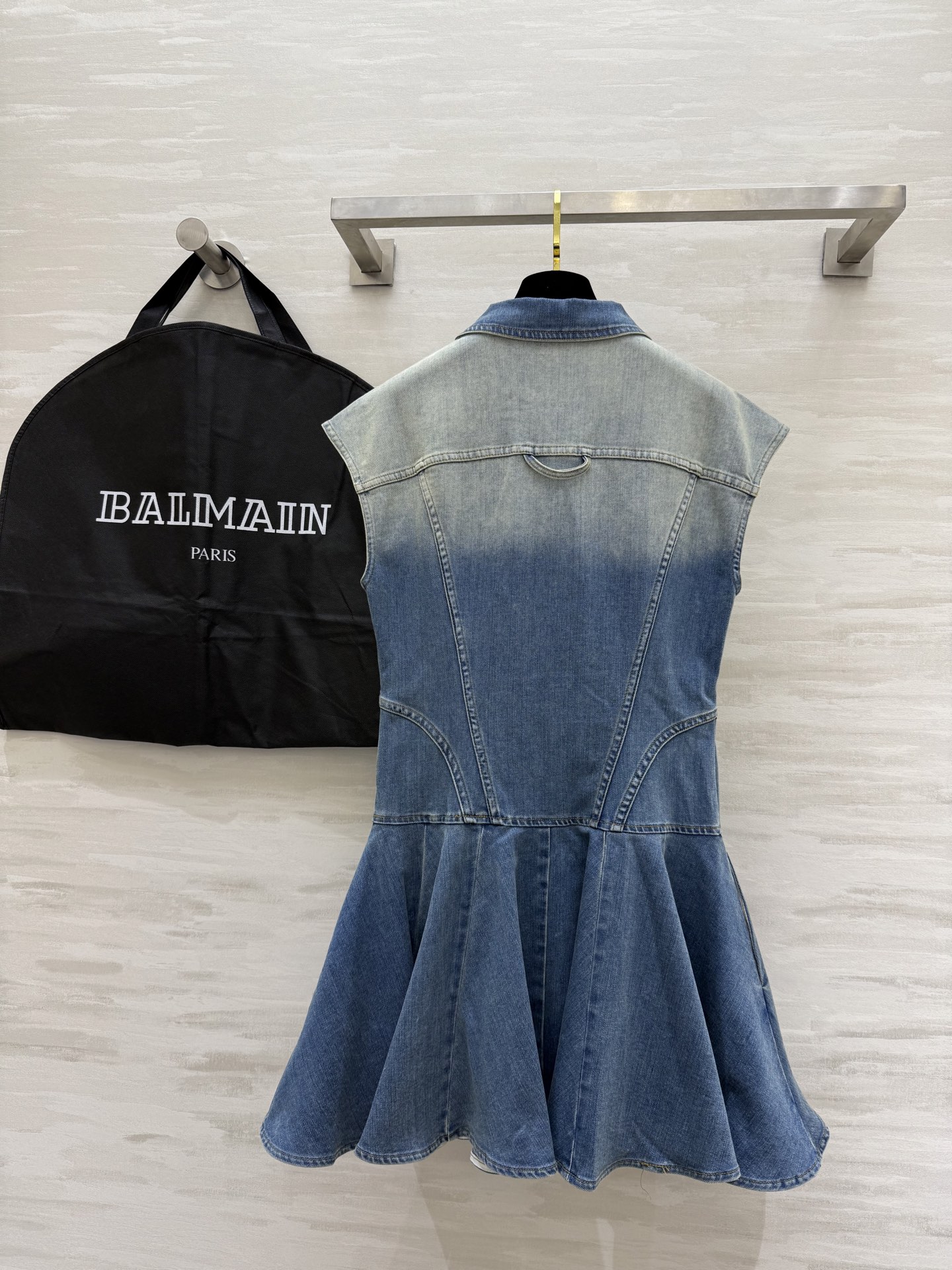 #BALMAI♡²⁵鱼尾摆牛仔连衣裙 重工艺做旧磨白洗水 开模五金纽扣 高品质 现货首发size：S/M