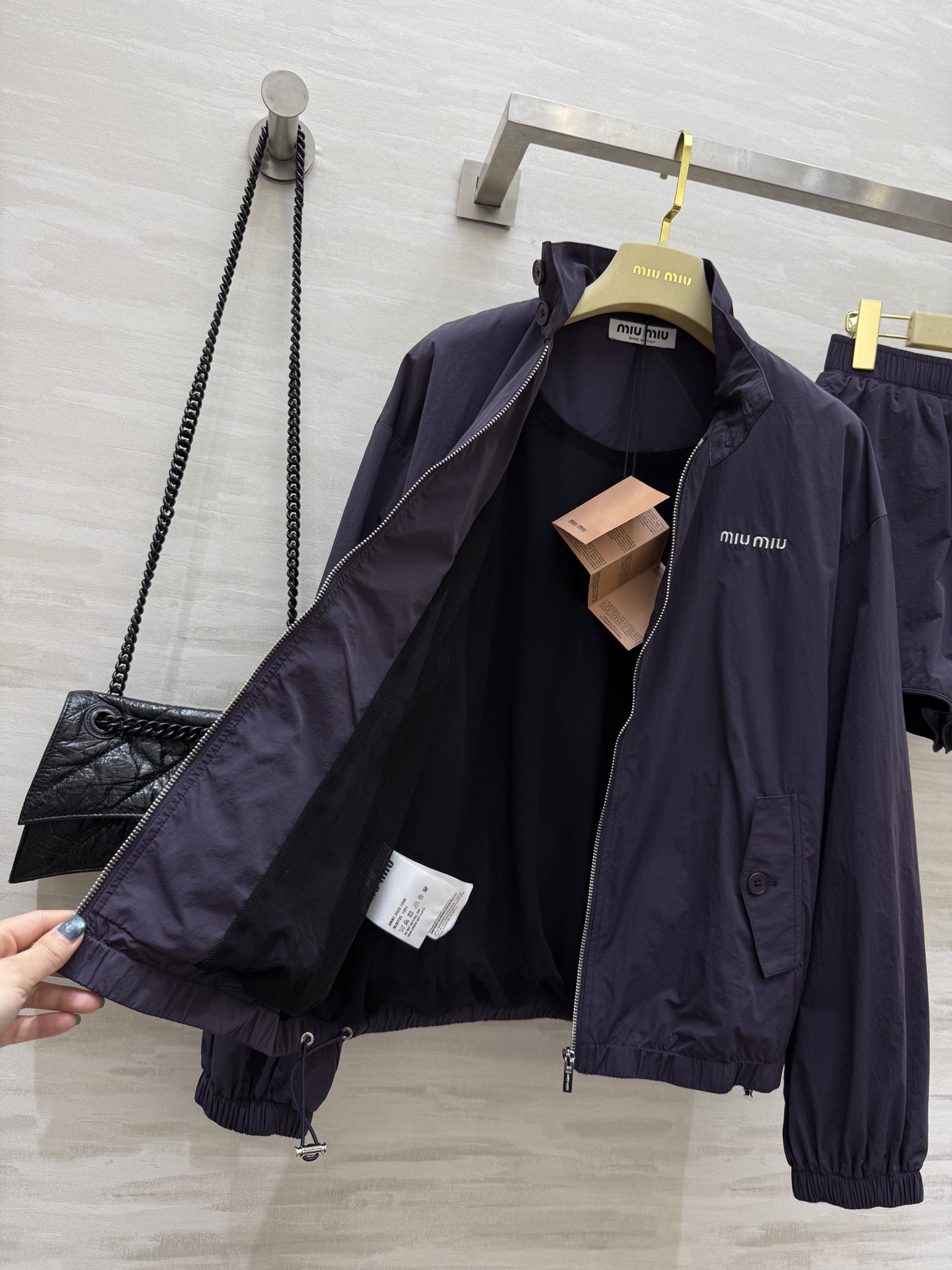 #Miumi♡²⁵防晒轻薄套装 高品质定制 现货首发size：S/M/L（s码肩宽：52，胸围：106，