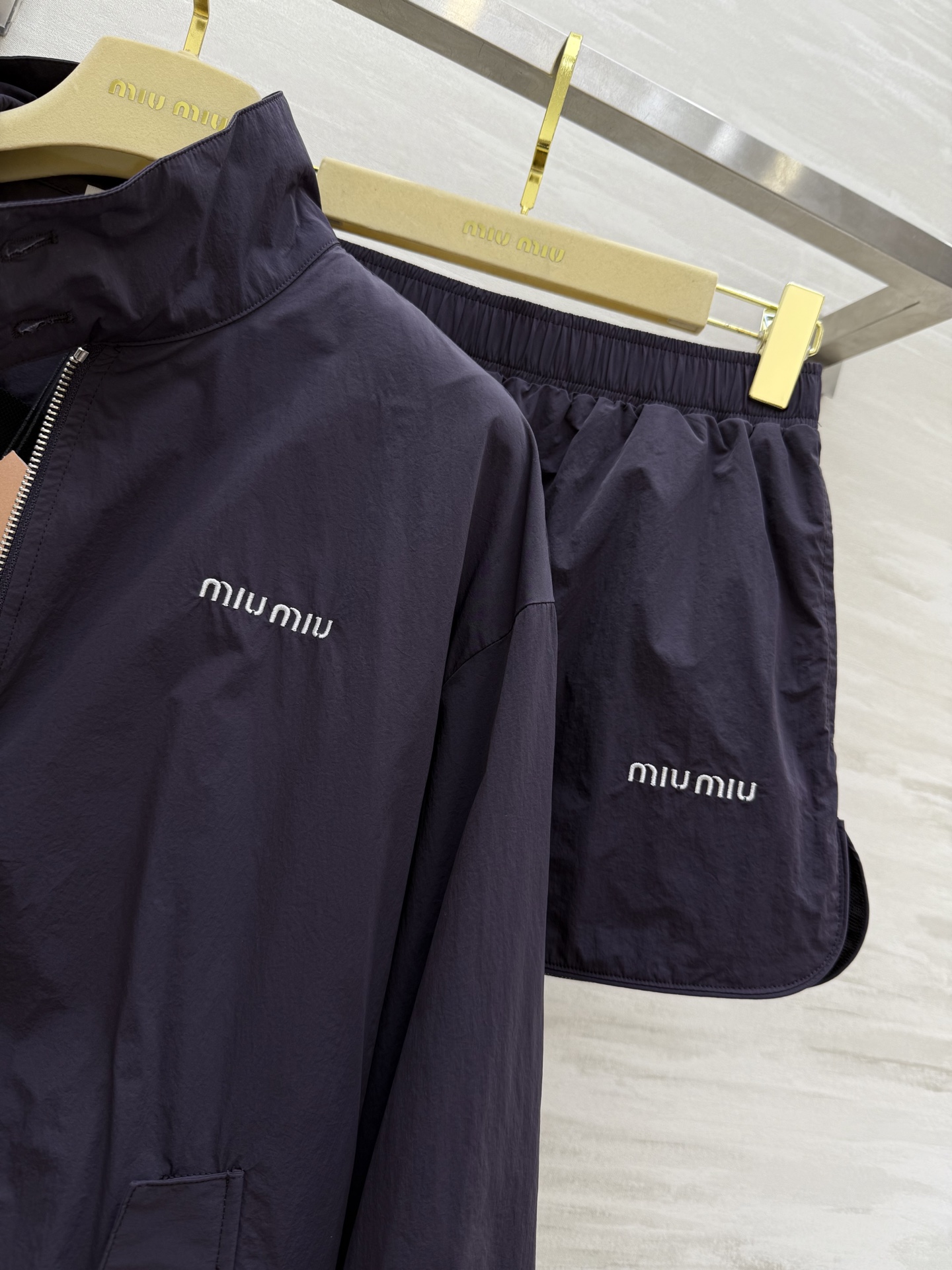 #Miumi♡²⁵防晒轻薄套装 高品质定制 现货首发size：S/M/L（s码肩宽：52，胸围：106，