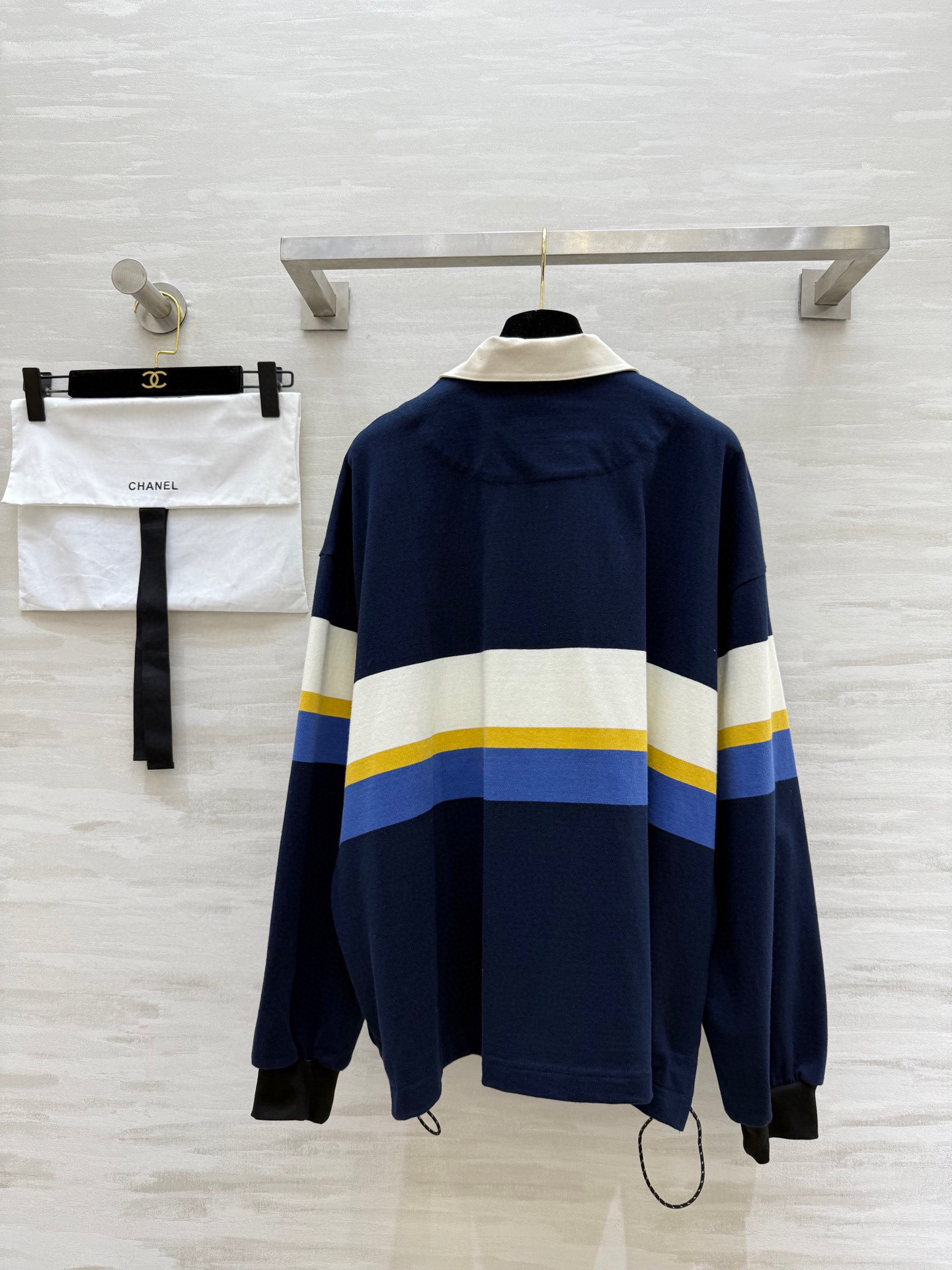 #𝘾𝙃𝙉𝙀𝙇♡ 𝙫𝙞𝙣𝙩𝙖𝙜𝙚系 学院风撞色Polo衫 原标logo刺绣 宽松版型 男女同款 高品质定制