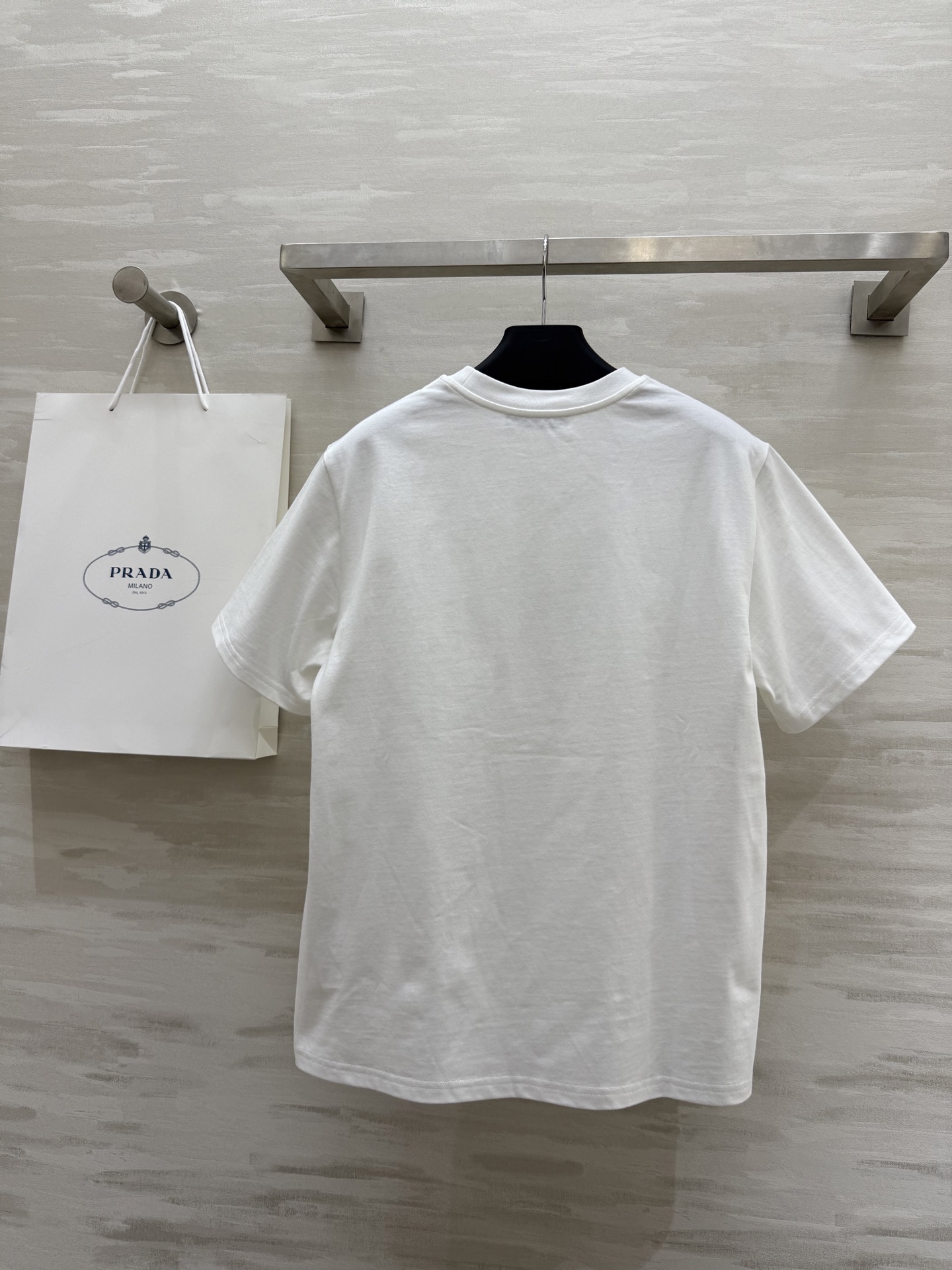 #Prad♡²⁵字母贴布绣T恤 高品质定制 现货首发size：S/M/L（M码肩宽：40，胸围：94，衣