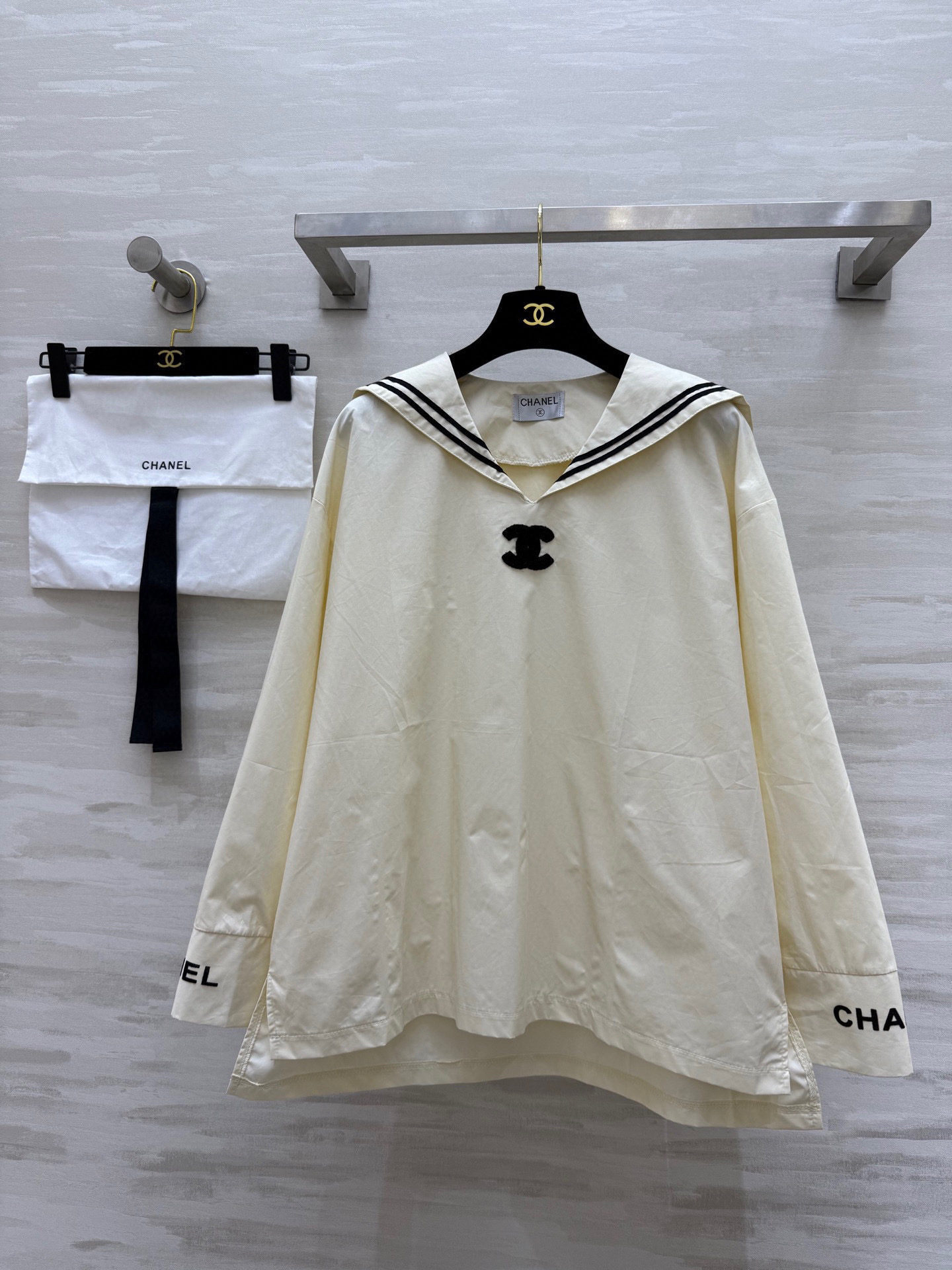 Chanel Inspired Women's Top - Elegant & High-Quality Custom Design 2 i1746972232405 5775 0 0