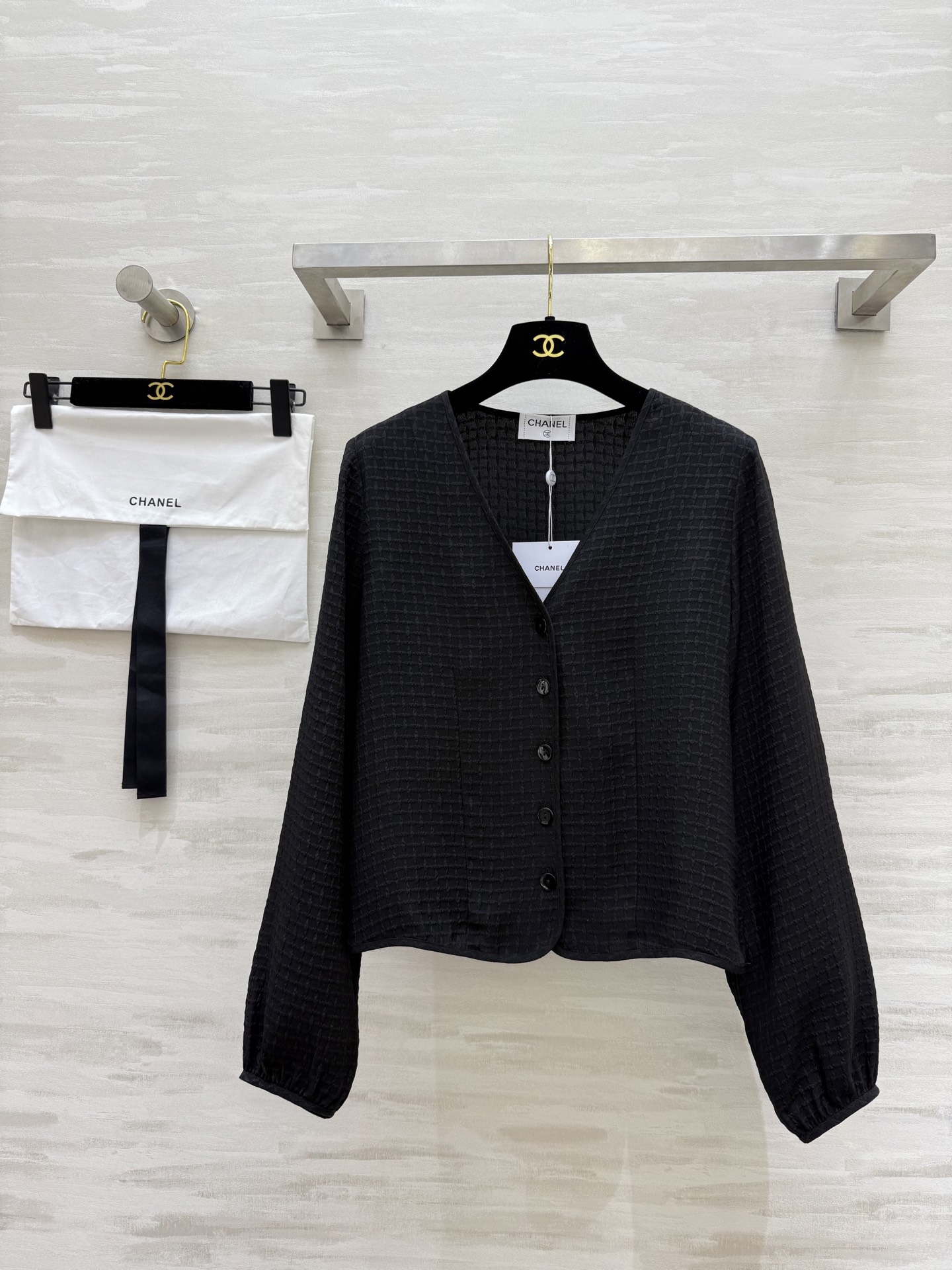 NO:414178,#Chaness mulberry silk diamond jacquard cardigan jacket luxury high quality custom spot first size36/38/40 (36 size shoulder width 37, bust 90, length 56), chanel, jackets & coats, alexander wang19860909#Chaness桑蚕丝菱格提花开衫外套 奢华高级 高品质定制 现货首发size36/38/40（36码肩宽37,胸围90,衣长56）,,chanel,jackets & coats,alexander wang,Women's clothing