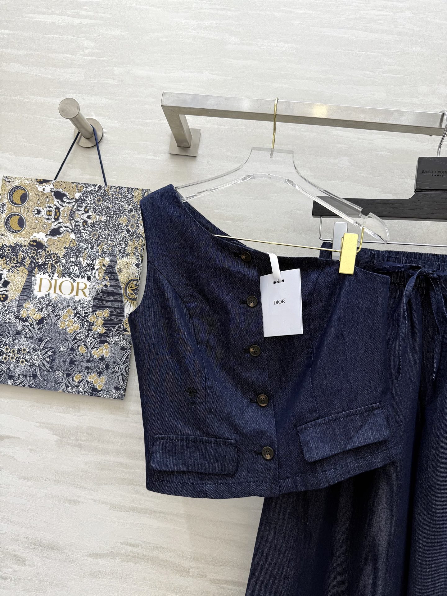 Chic Denim Set with Bee Embroidery - Casual Summer Outfit 4 i1748552690202 4127 0 2