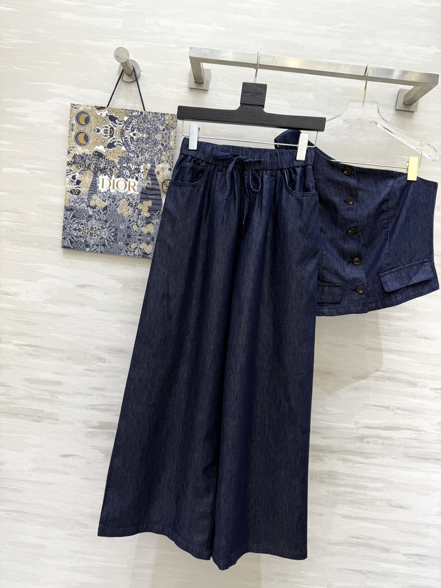 Chic Denim Set with Bee Embroidery - Casual Summer Outfit 10 i1748552691598 9286 0 8