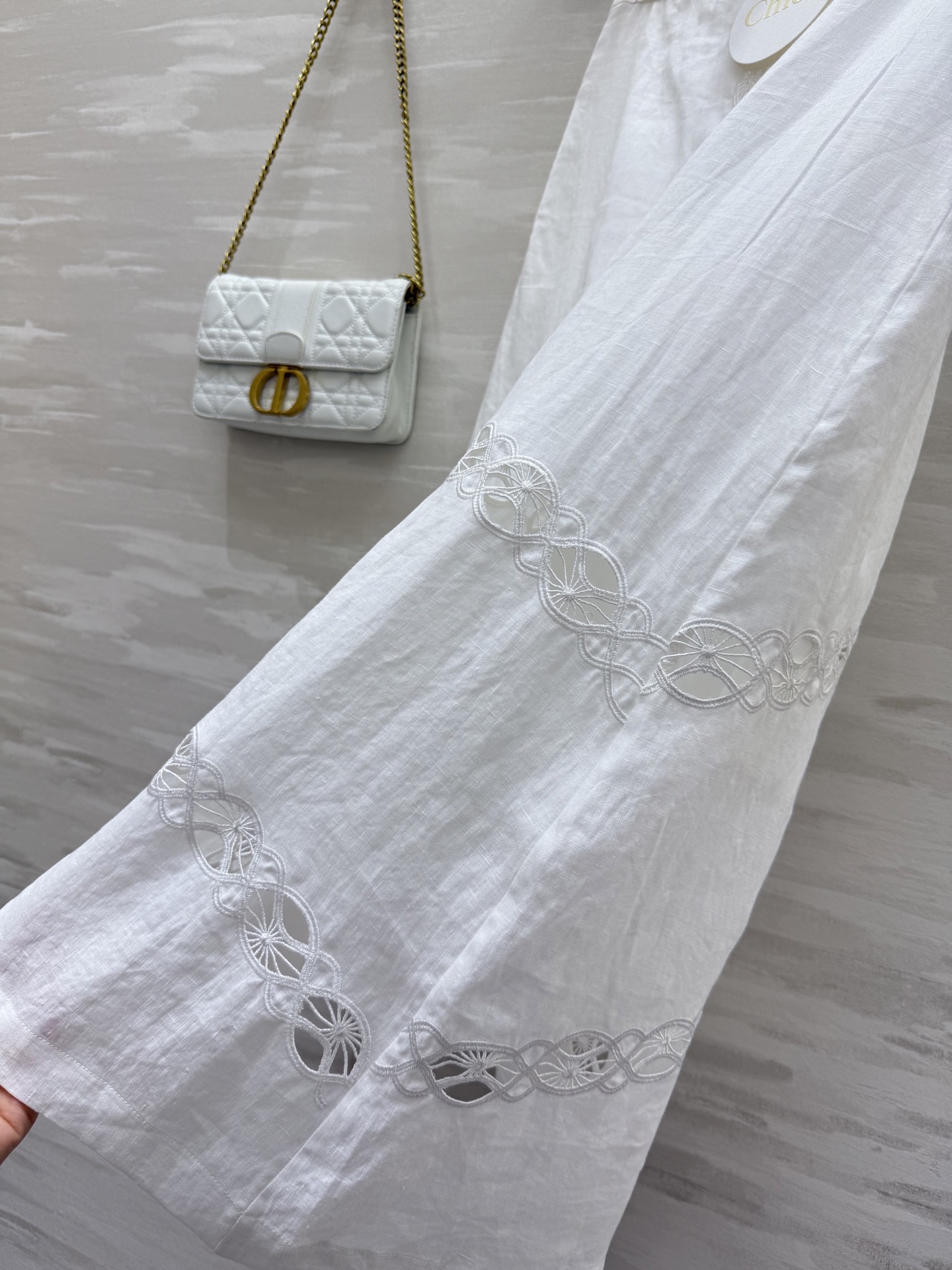 #Chlo♡²⁵新款 度假风刺绣🪡棉麻半裙 重磅定位刺绣工艺 满满的精致感 度假穿超级出片 棉麻面料透气