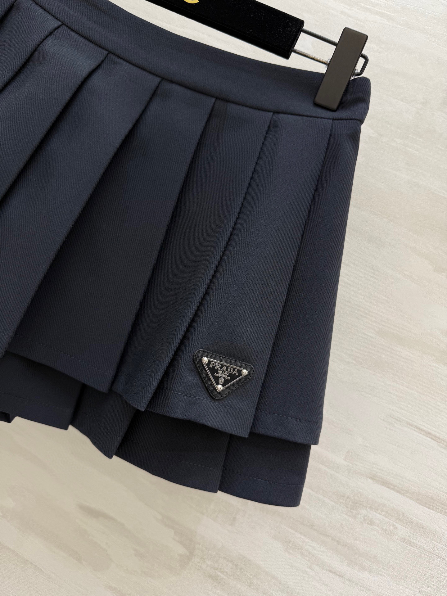#Prad♡²⁵春夏爆品 百褶半裙 内里贴心安全裤防走光 立体剪裁完美显瘦 时髦百搭单品 高品质定制 现