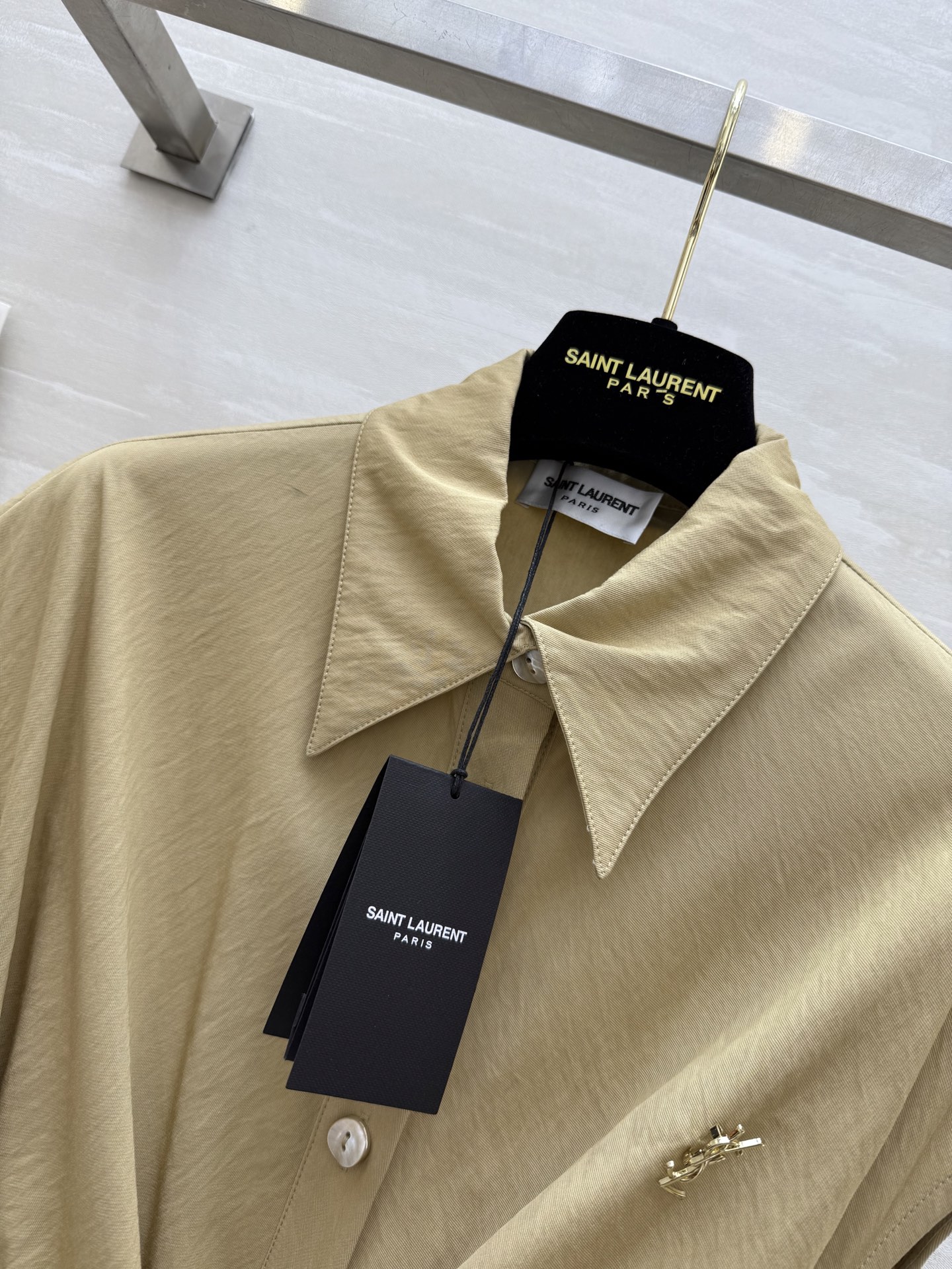 #ysl²⁵爆款 绑带丝棉衬衣式连衣裙 腰部可调节绑带设计收腰显瘦 立体剪裁版型无敌好看 定制丝棉质地亲