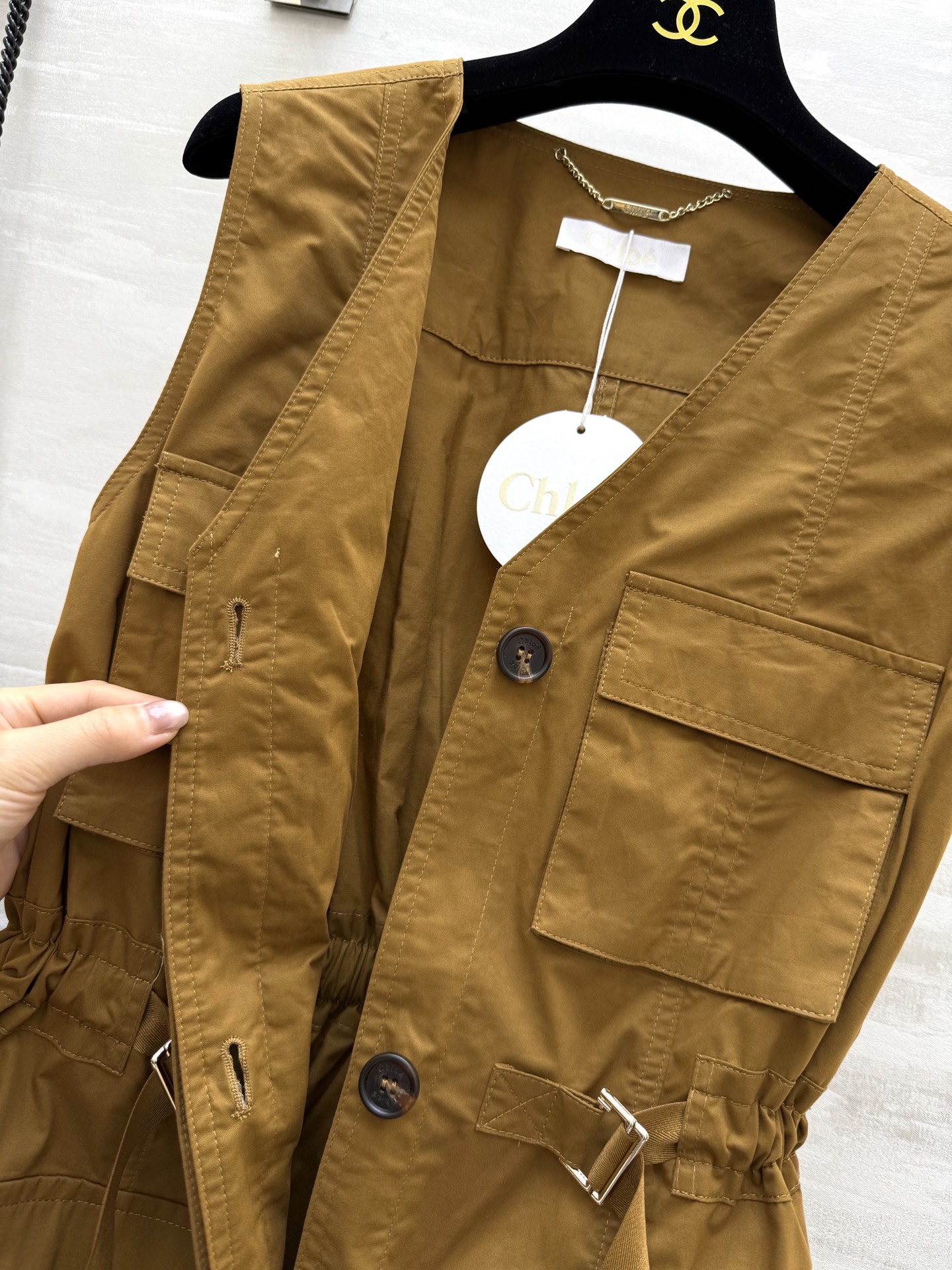 #Chlo♡²⁵新品 工装口袋马甲连衣裙 解构主义甜酷 少女风 高级又吸睛 松紧半腰抽绳腰扣设计凸显腰线
