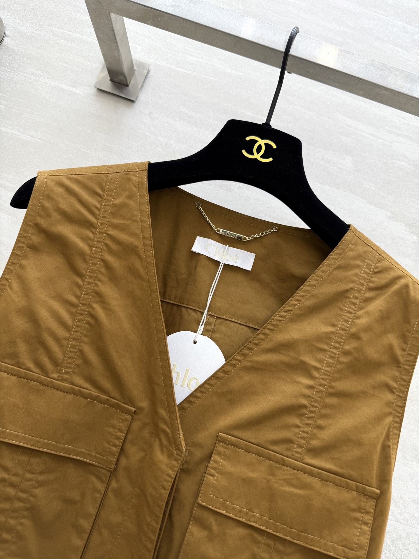 #Chlo♡²⁵新品 工装口袋马甲连衣裙 解构主义甜酷 少女风 高级又吸睛 松紧半腰抽绳腰扣设计凸显腰线