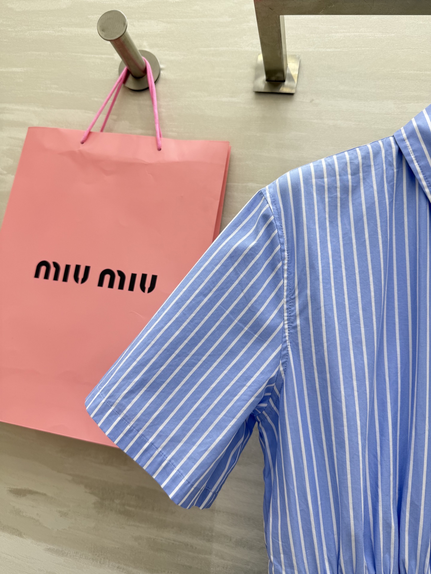 #MiuMi♡²⁵A蓝色衬衫连衣裙 时尚与优雅的完全体 原版开发 高品质定制 现货首发size：S/M/
