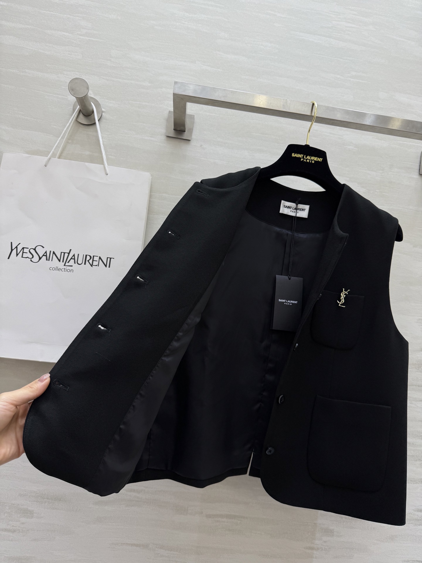 #ysl²⁵新款马甲外套 精致高级 高品质定制 现货首发size：S/M/L/XL（M码胸围：96，衣长