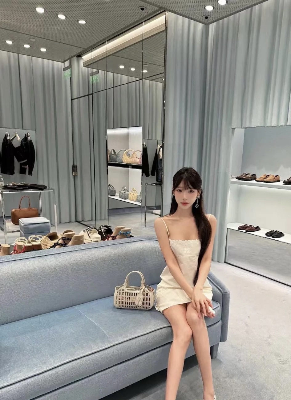 NO:435721,,,alexander wang19860909,,alexander wang,Women's clothing