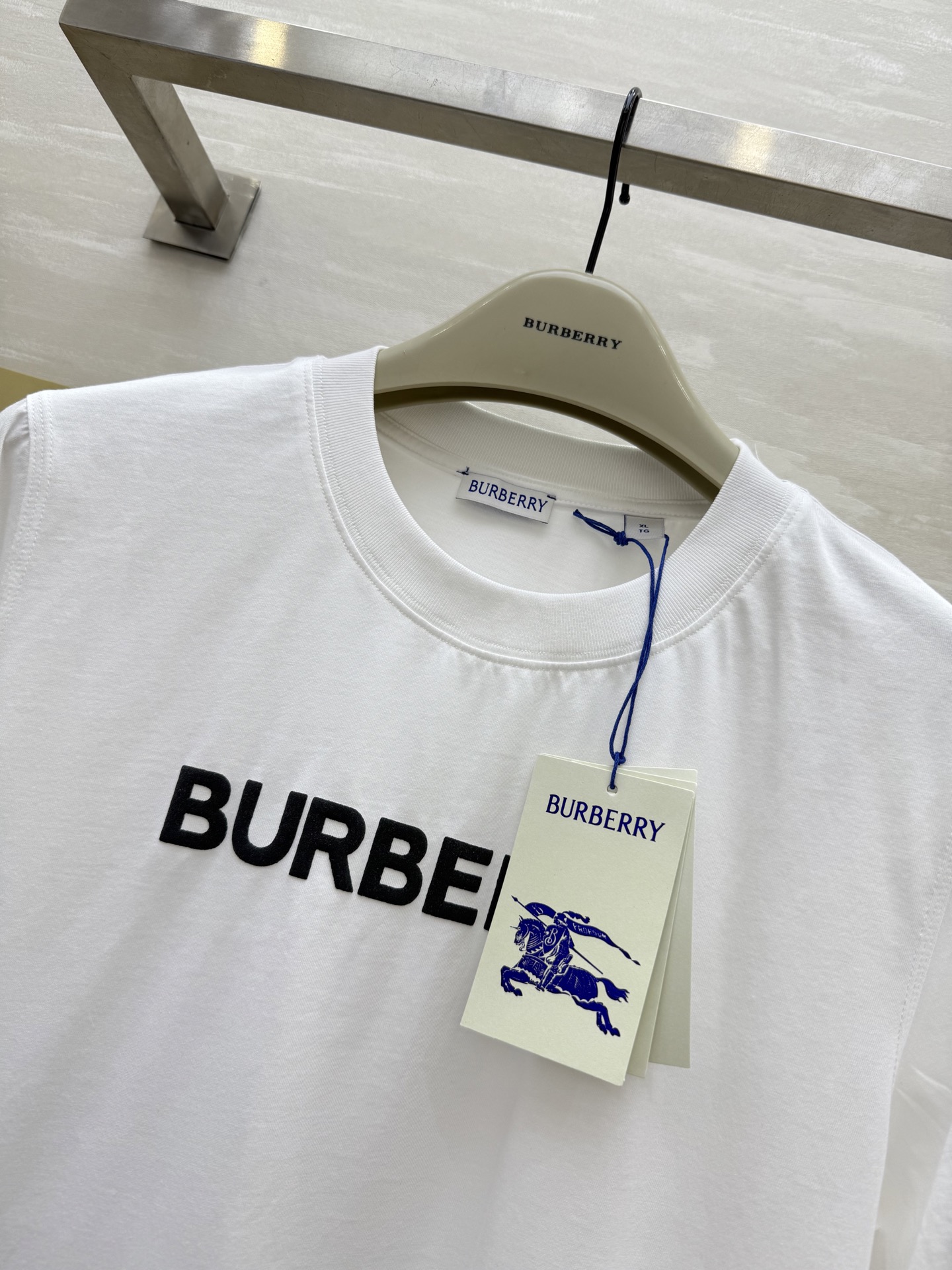 #Burberr♡²⁵logo植绒刺绣🪡短袖T恤 高品质定制 现货首发size：S/M/L/XL/XXL