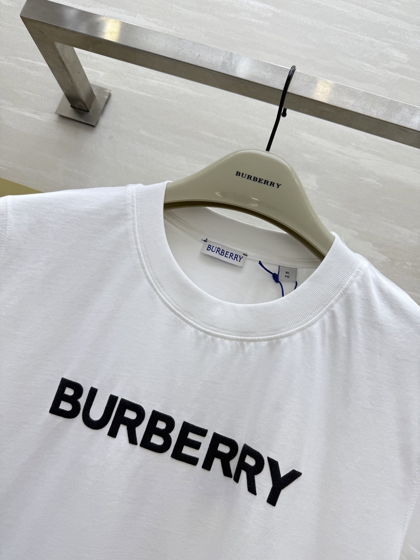 #Burberr♡²⁵logo植绒刺绣🪡短袖T恤 高品质定制 现货首发size：S/M/L/XL/XXL