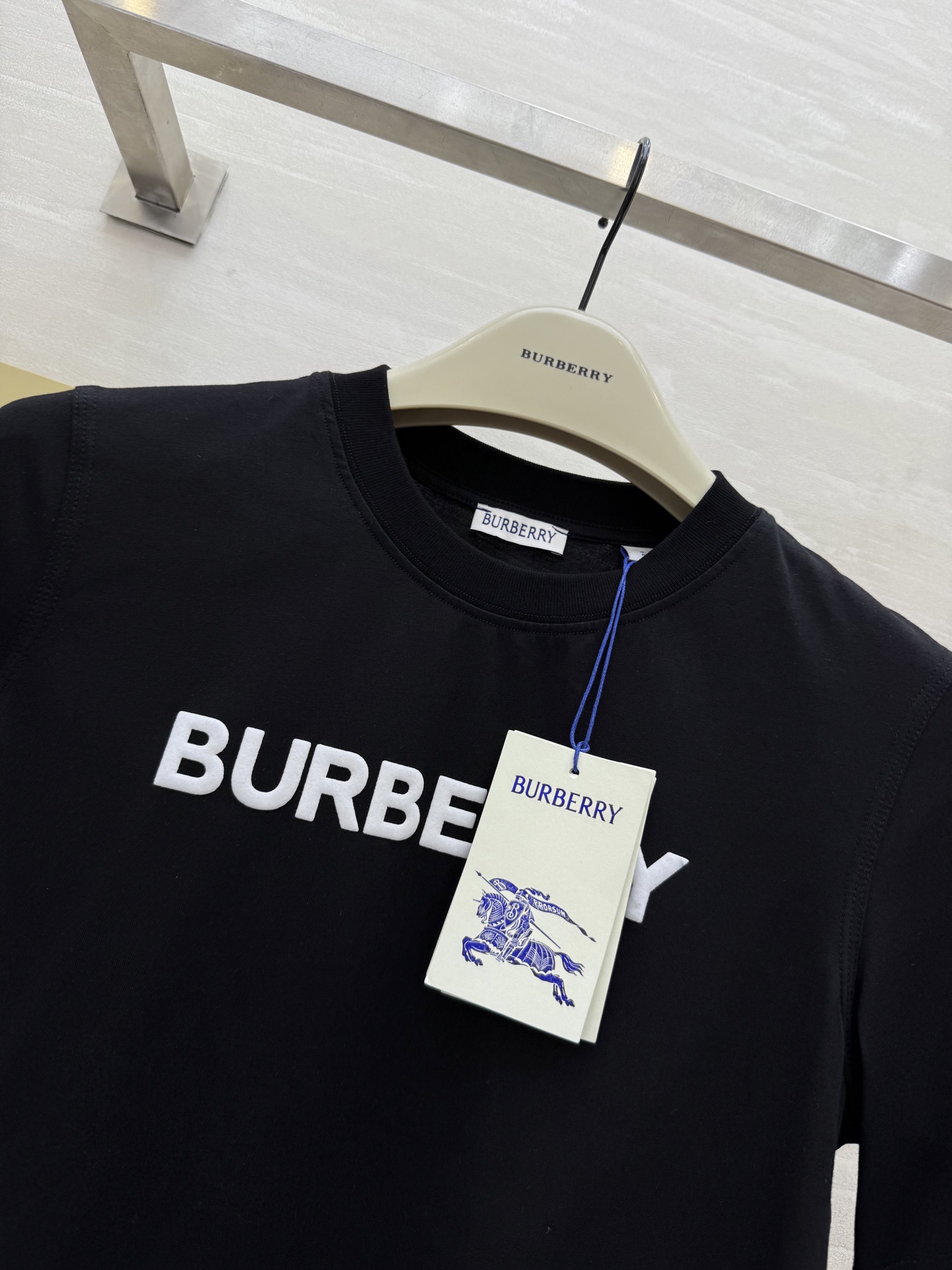 #Burberr♡²⁵logo植绒刺绣🪡短袖T恤 高品质定制 现货首发size：S/M/L/XL/XXL