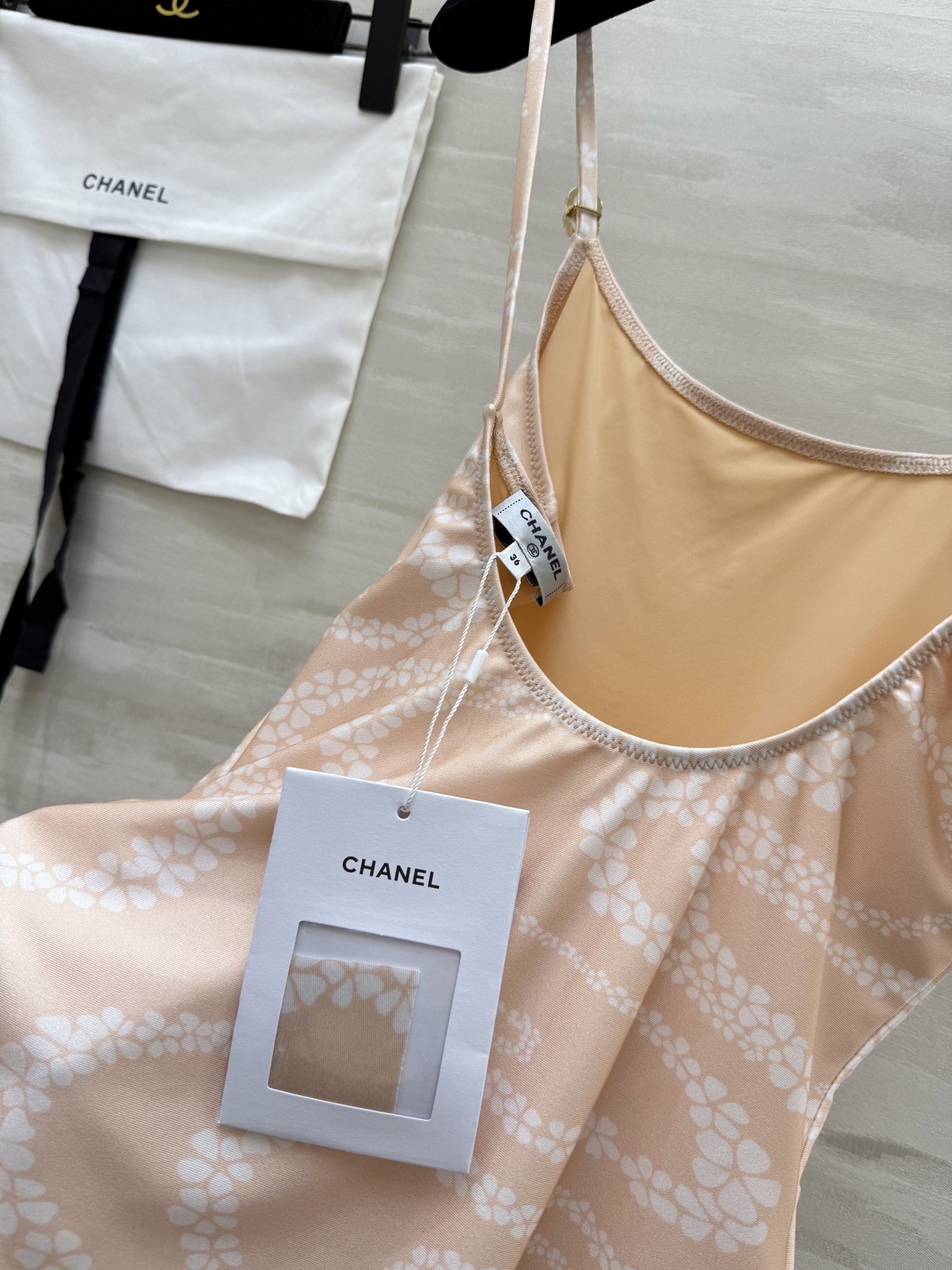 #Chane♡²⁵coco beach🏖️沙滩系列吊带泳衣 高品质定制 现货首发size:36/38/4