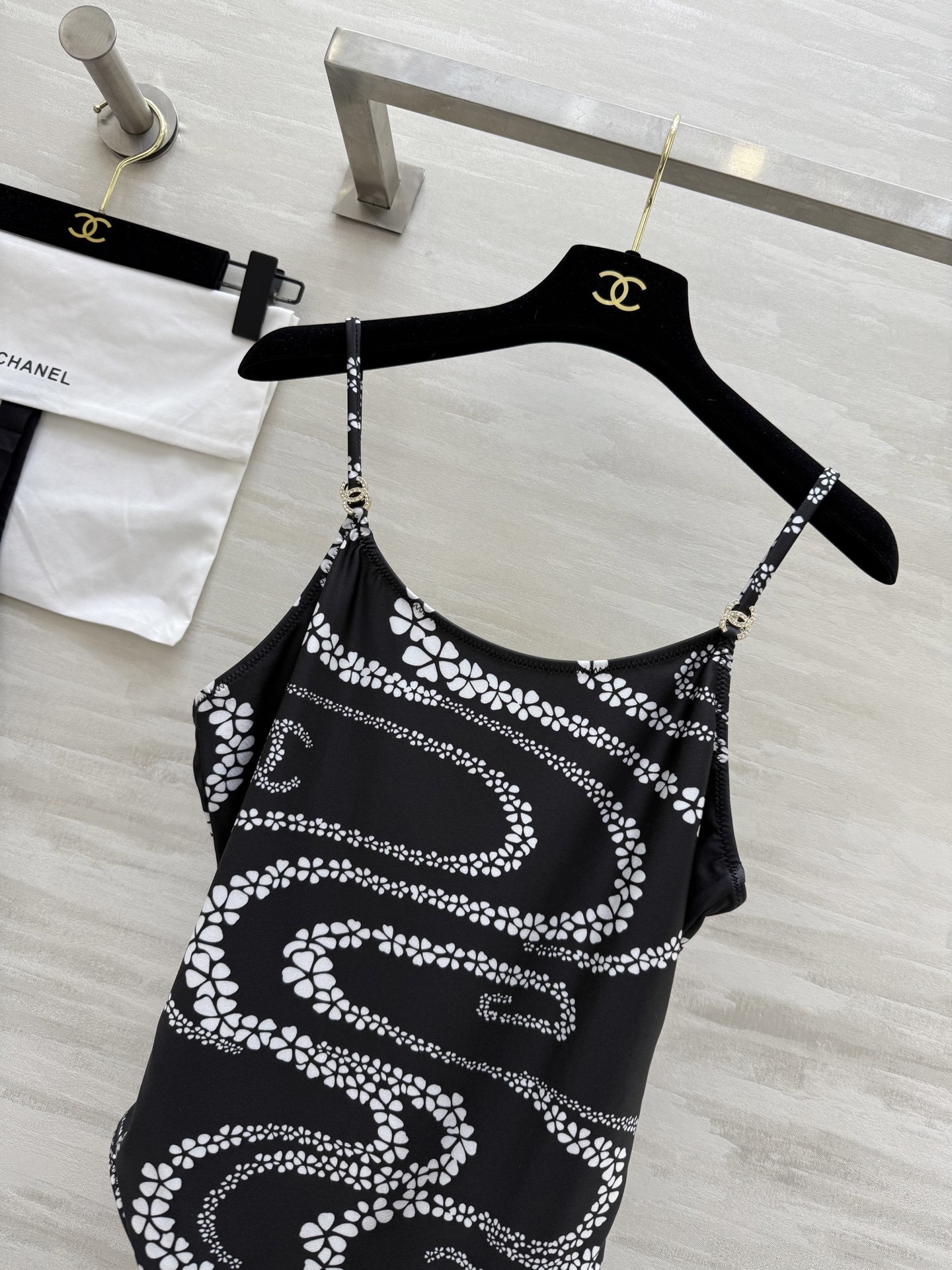 #Chane♡²⁵coco beach🏖️沙滩系列吊带泳衣 高品质定制 现货首发size:36/38/4