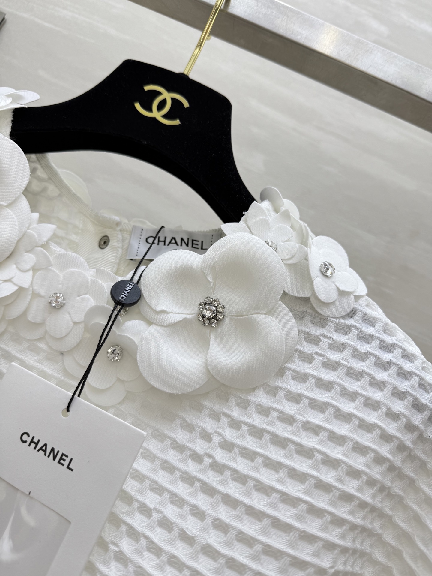 #Chane♡²⁵走秀同款 立体花朵装饰斗篷上衣定制格纹编织面料 重磅有分量 立体手工小花朵装饰 夏季度