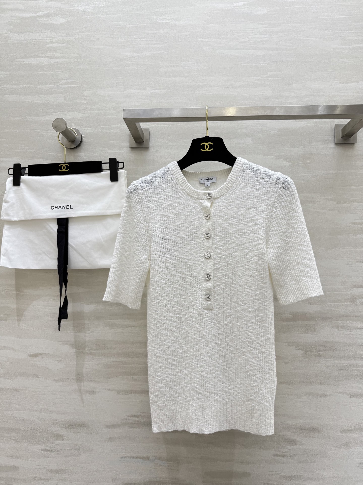 #Chane♡²⁵M Cocobeach棉纱短袖上衣 简直是时尚圈的百搭宝藏 轻薄的棉纱材质 贴肤又透气