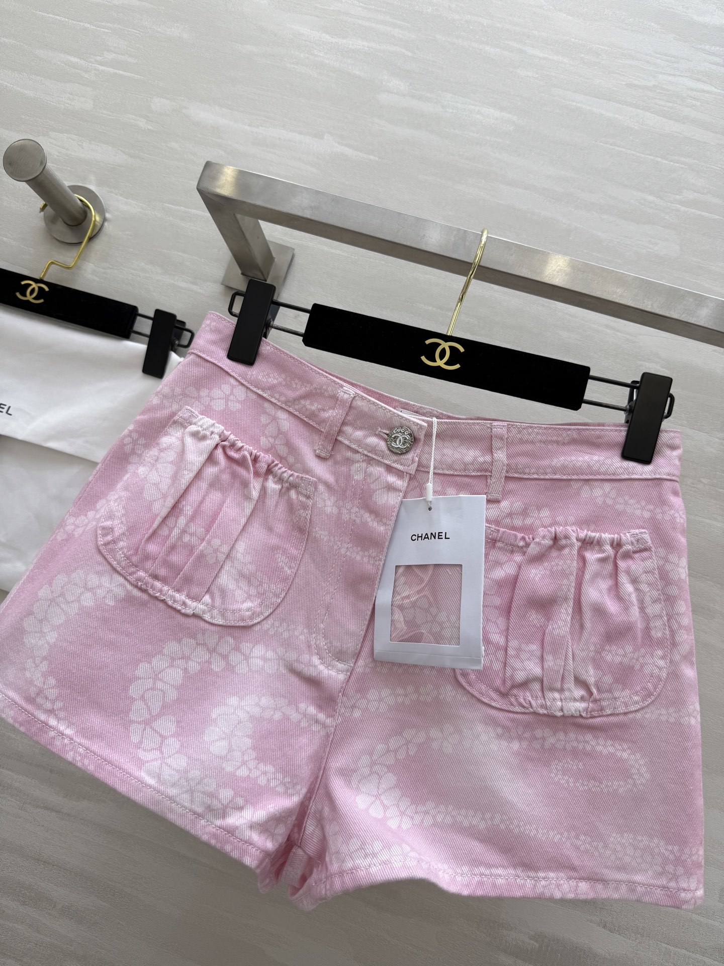 #Chane♡²⁵M沙滩系列 印花丹宁牛仔短裤 高品质定制 现货首发size:36/38/40()