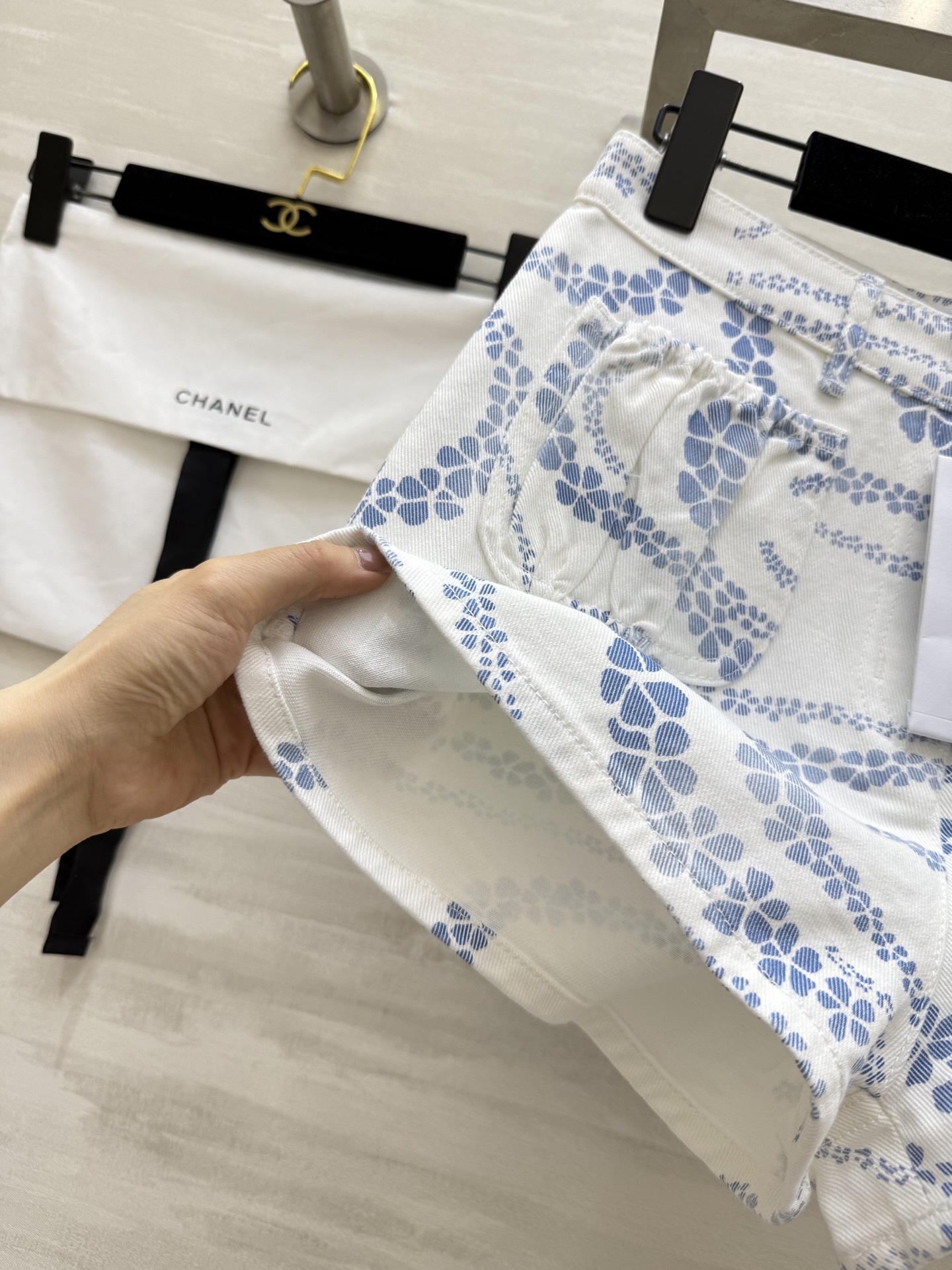 #Chane♡²⁵M沙滩系列 印花丹宁牛仔短裤 高品质定制 现货首发size:36/38/40()